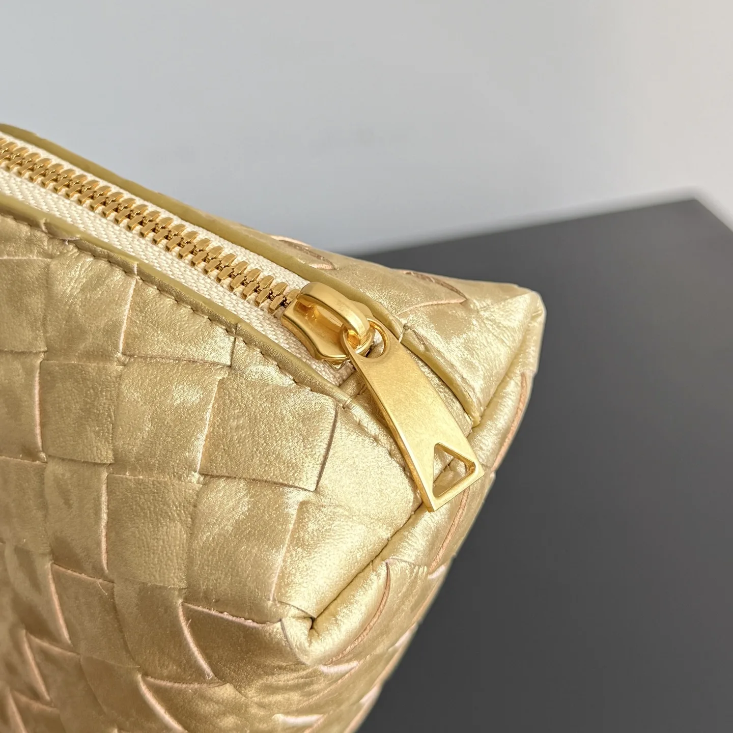 Bottega Veneta Intrecciato Woven Leather Top Handle Bag product photo from LabelPicks