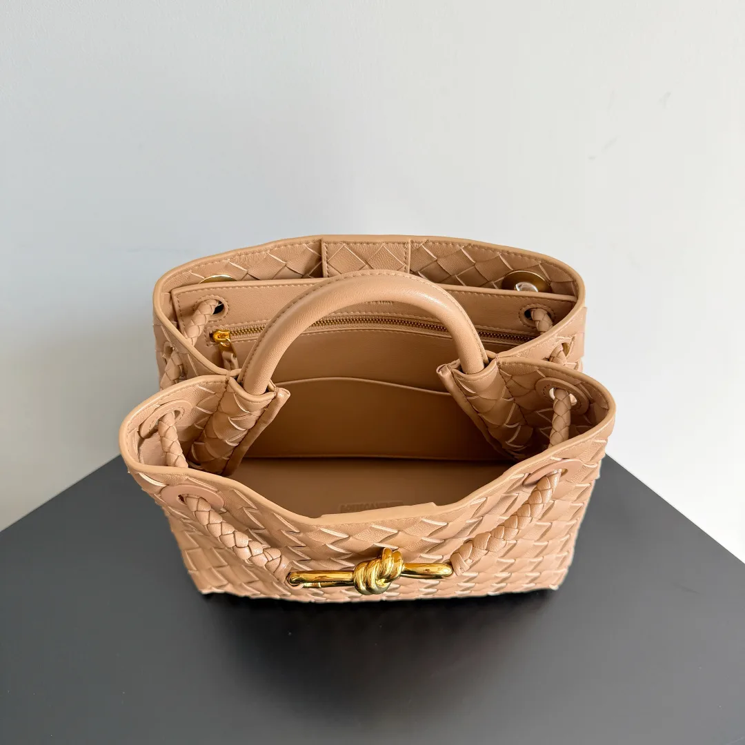 Bottega Veneta Brown Andiamo Intrecciato Woven Leather Top Handle Bag product photo from LabelPicks