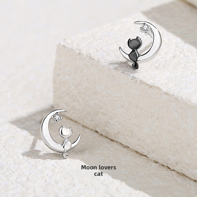 925 Sterling Silver Moon Cat Stud Earrings