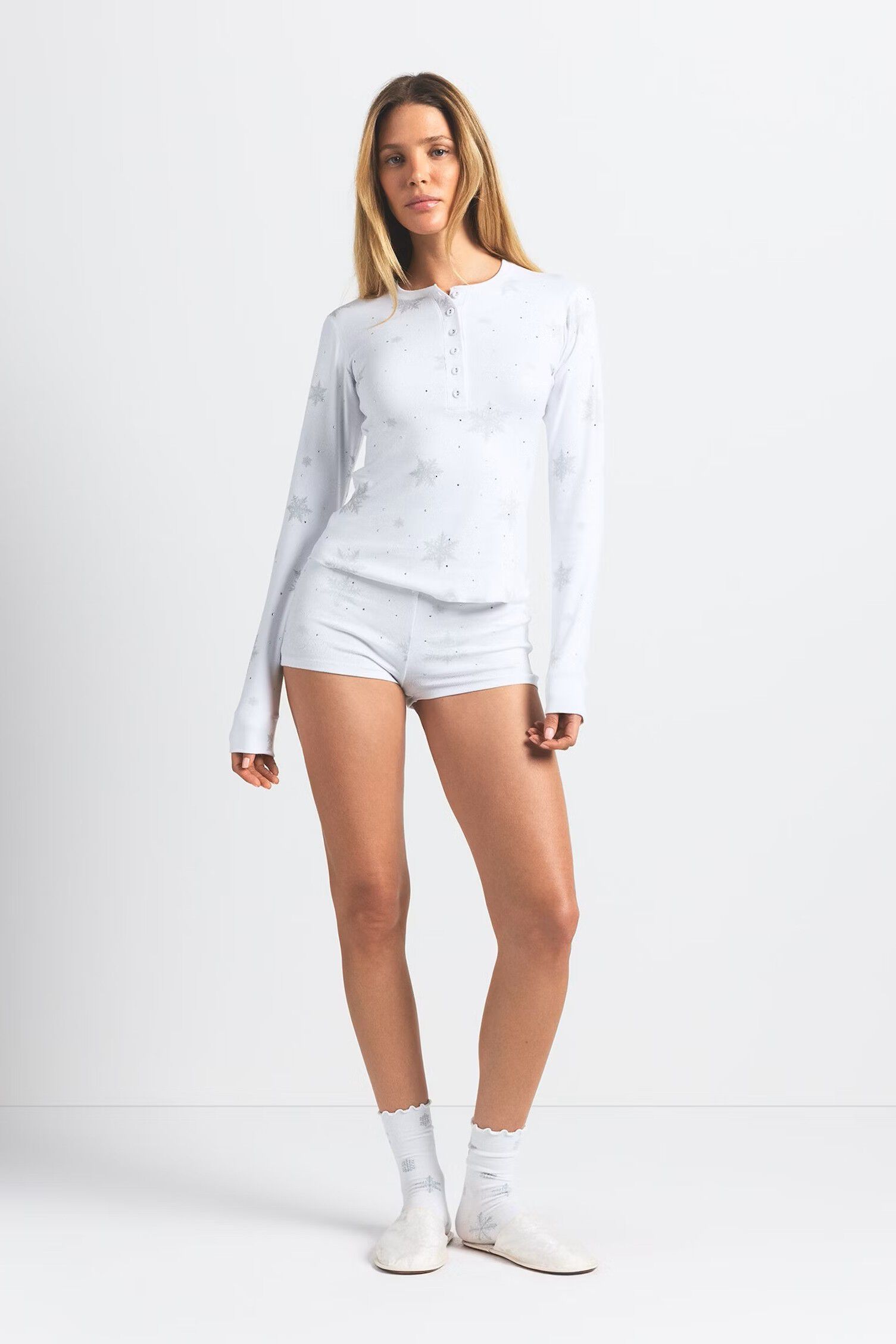 SKIMS SHORT SET W/ HENLEY