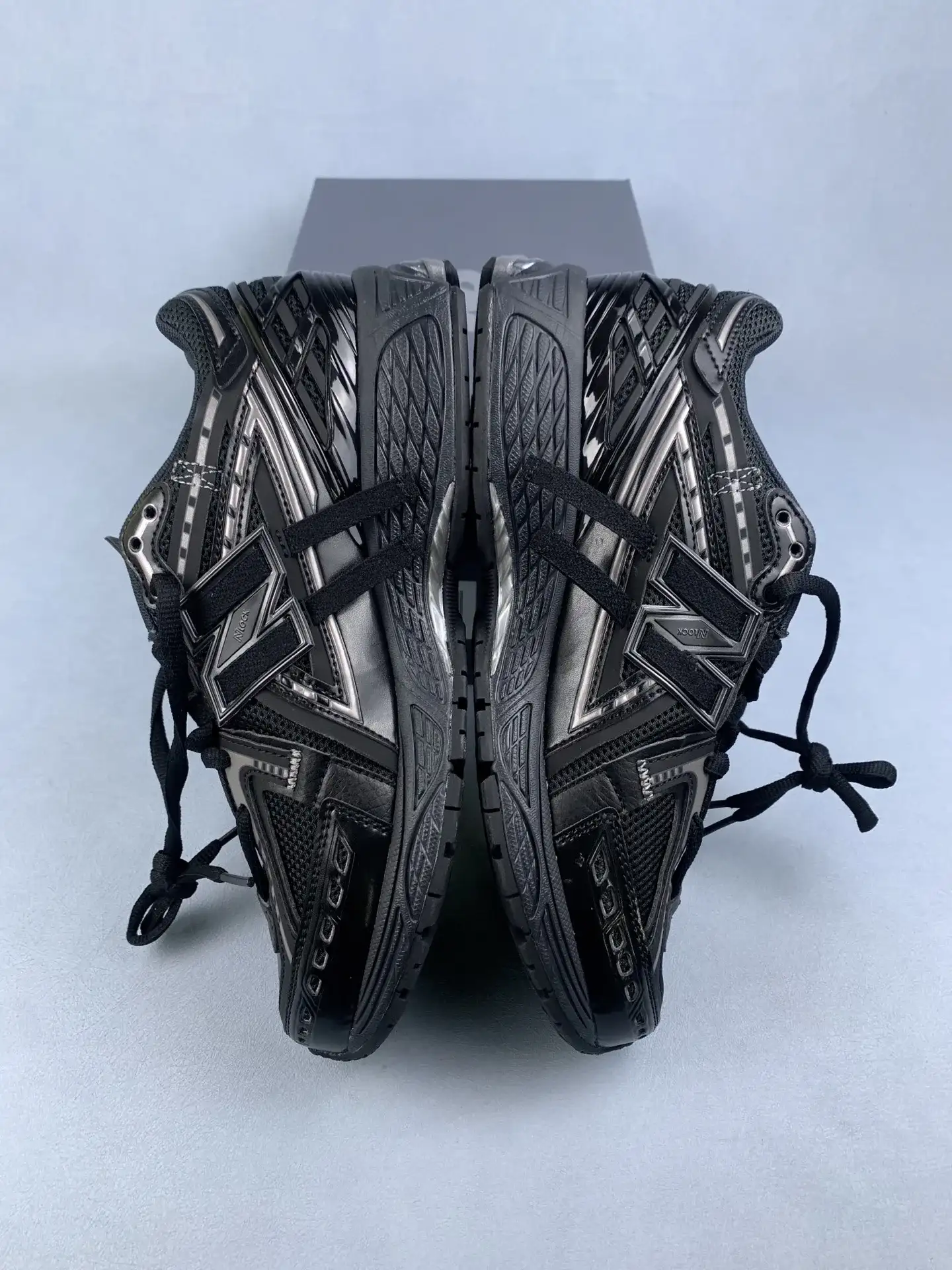 1906A Shoes product photo from LabelPicks