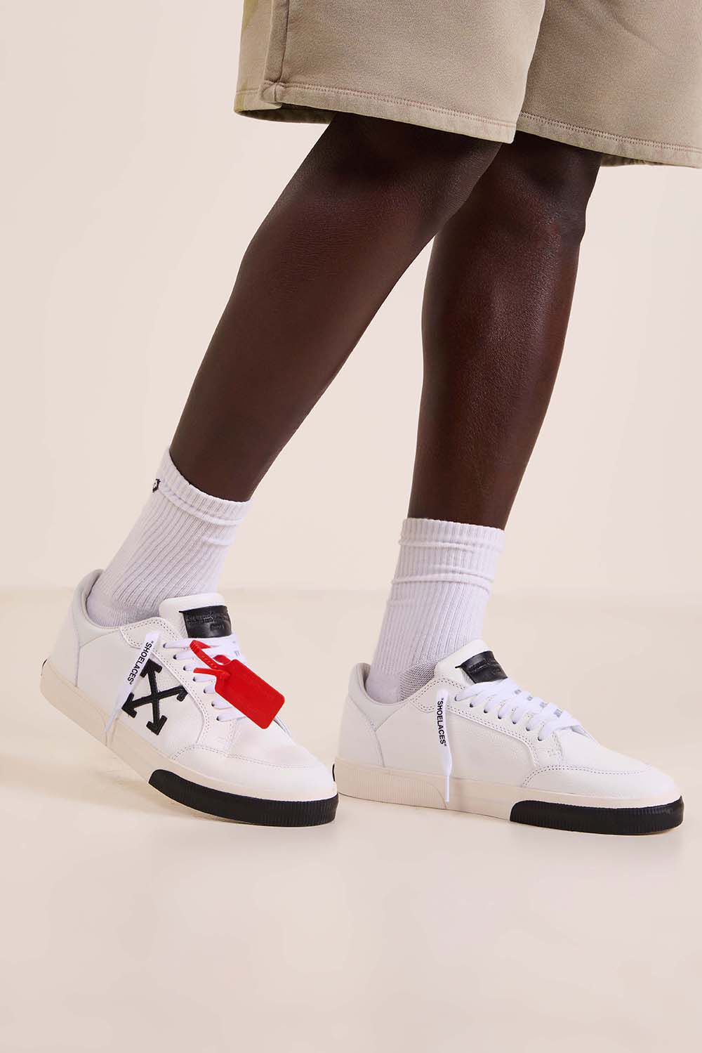 OFF WHITE נעלי סניקרס