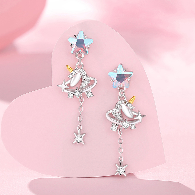Original star unicorn earrings for women, made of pure silver, fashionable, ethereal, Korean style, high-end earrings, ins-style tassel earrings