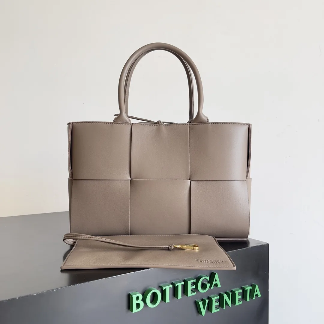 Bottega Veneta Intrecciato Woven Leather Tote Bag product photo from LabelPicks