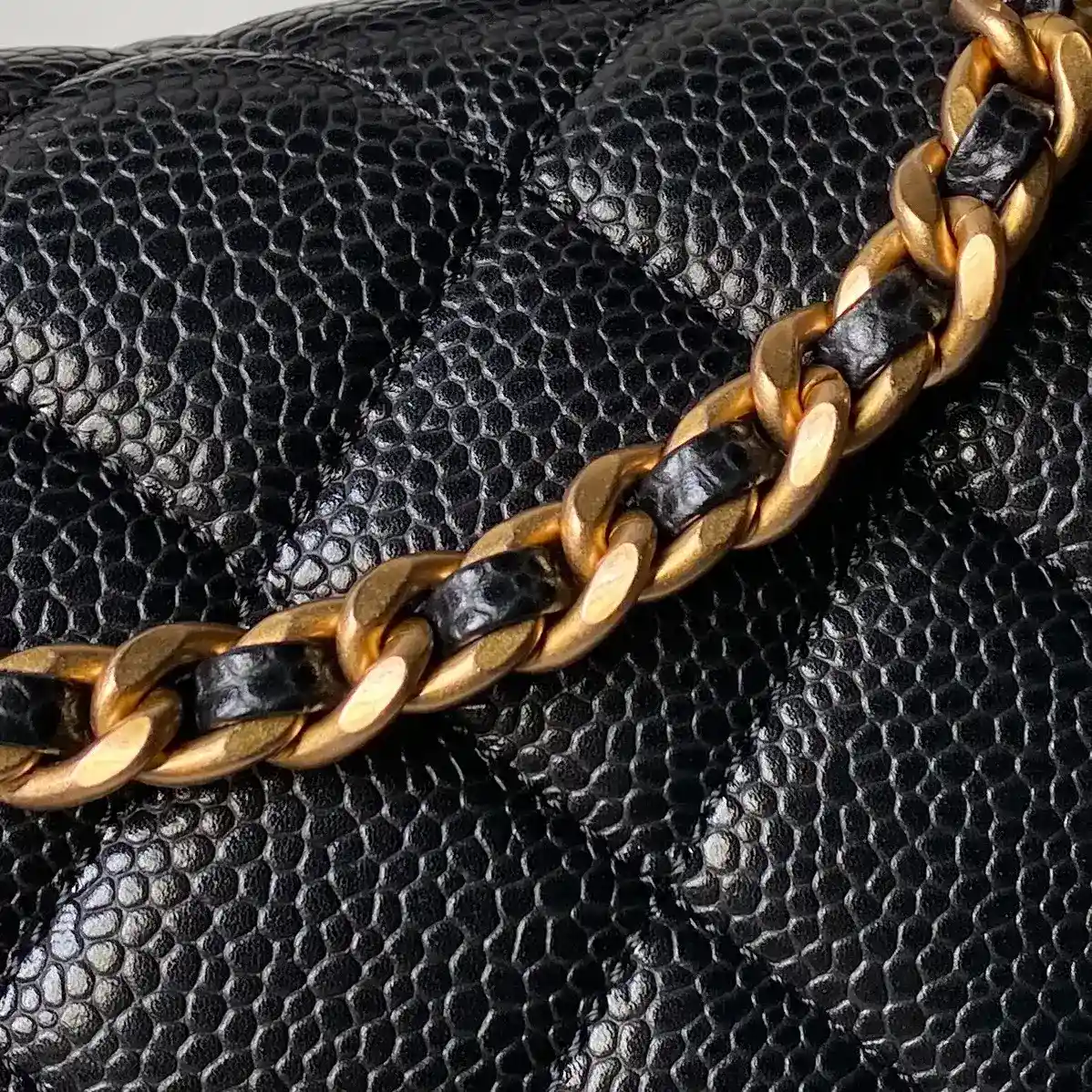 Chanel Grained Leather Crossbody Bag product photo from LabelPicks