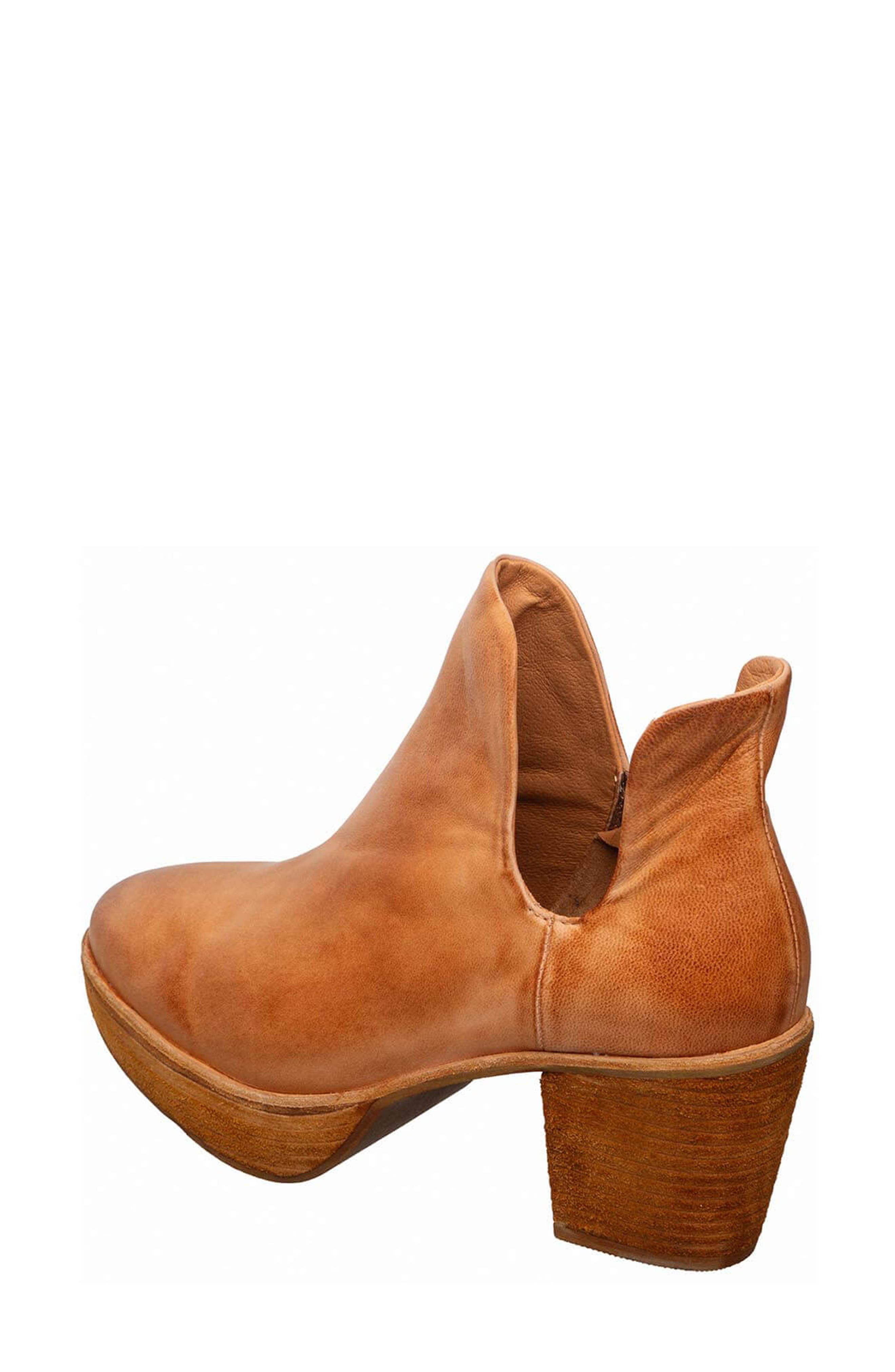 ANTELOPE Everly Bootie