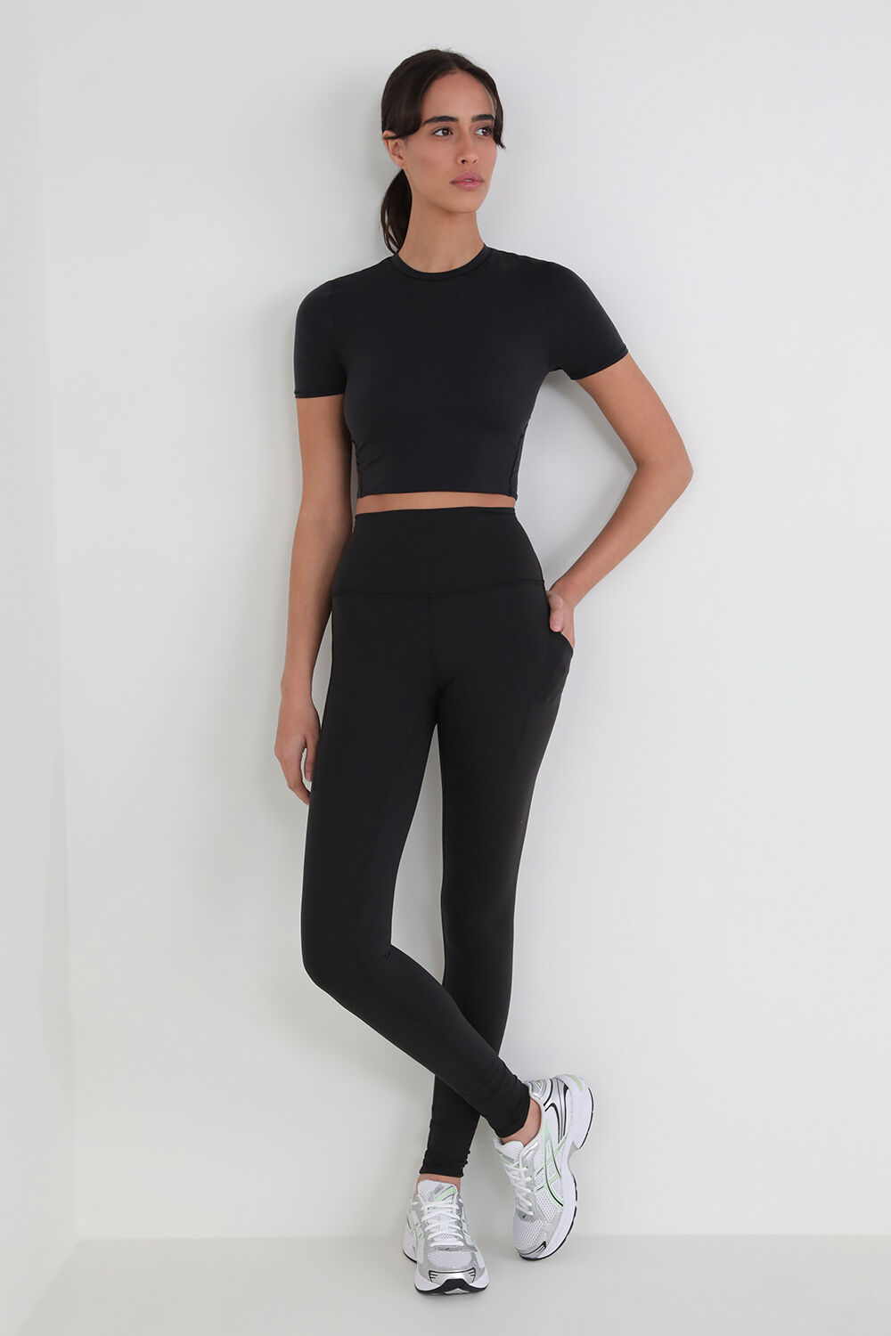 LULULEMON Wunder Train High-Rise Tight 28 Pockets