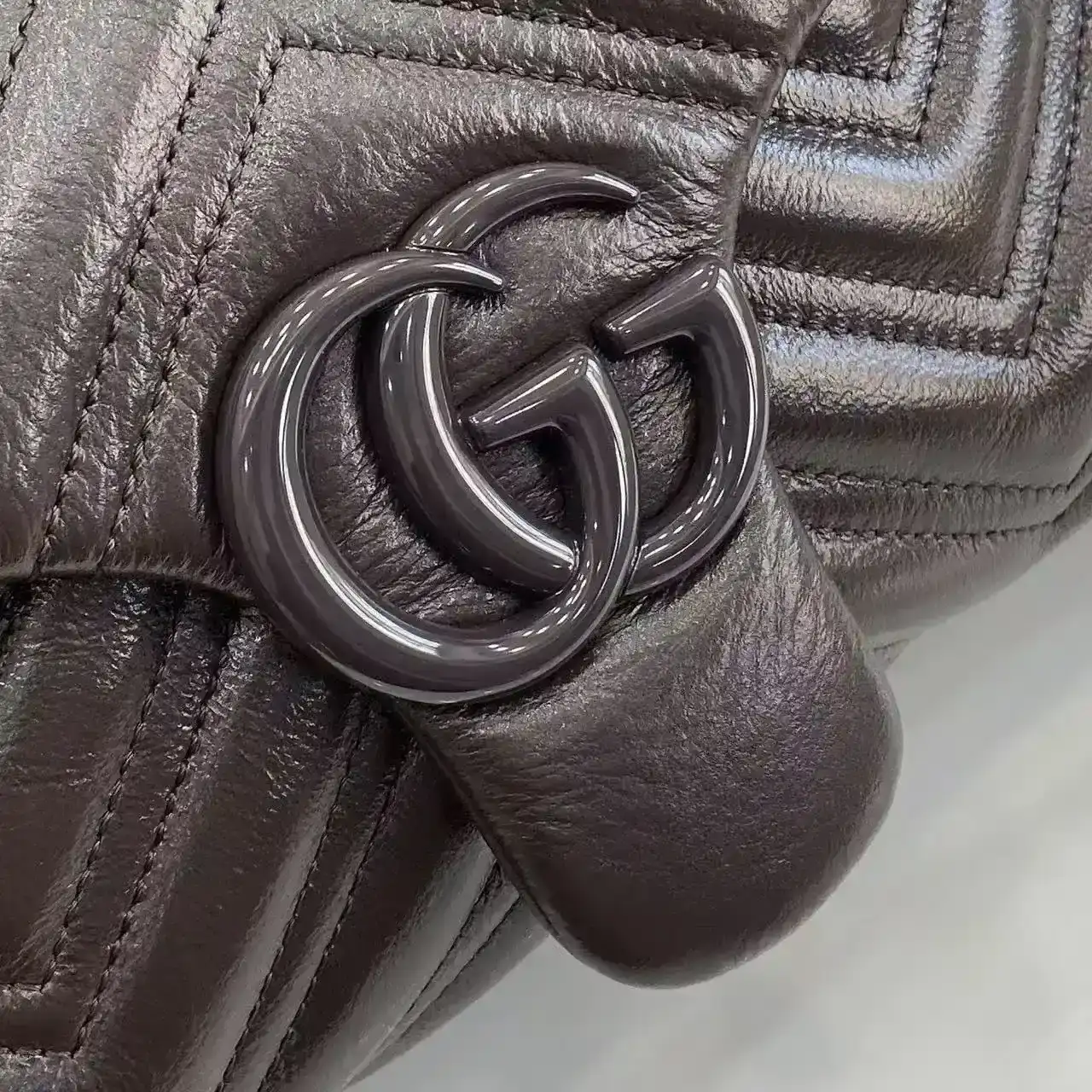 Gucci Marmont Brown GG Supreme Canvas Shoulder Bag product photo from LabelPicks
