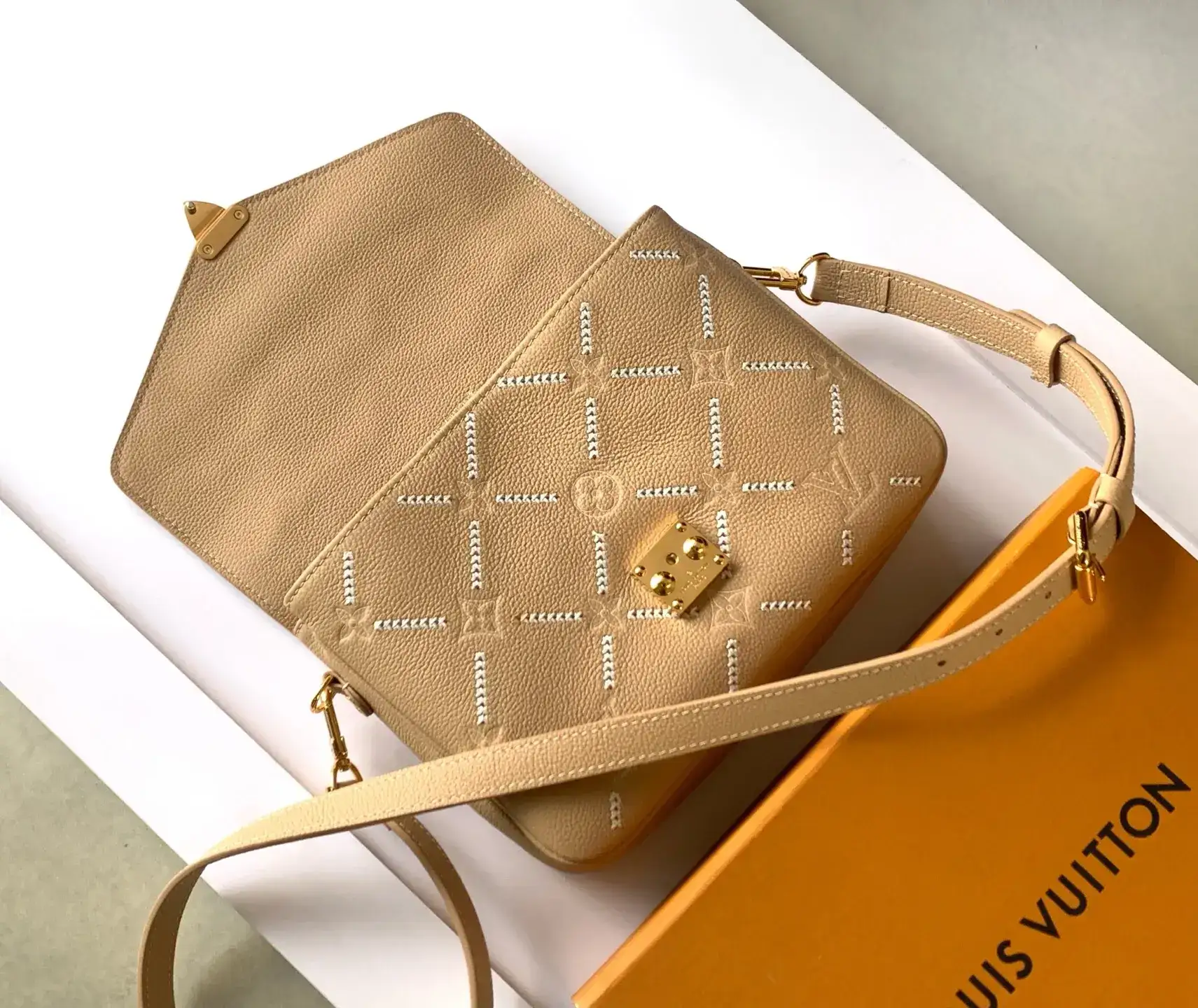 Louis Vuitton Black Pochette Calfskin Crossbody Bag product photo from LabelPicks