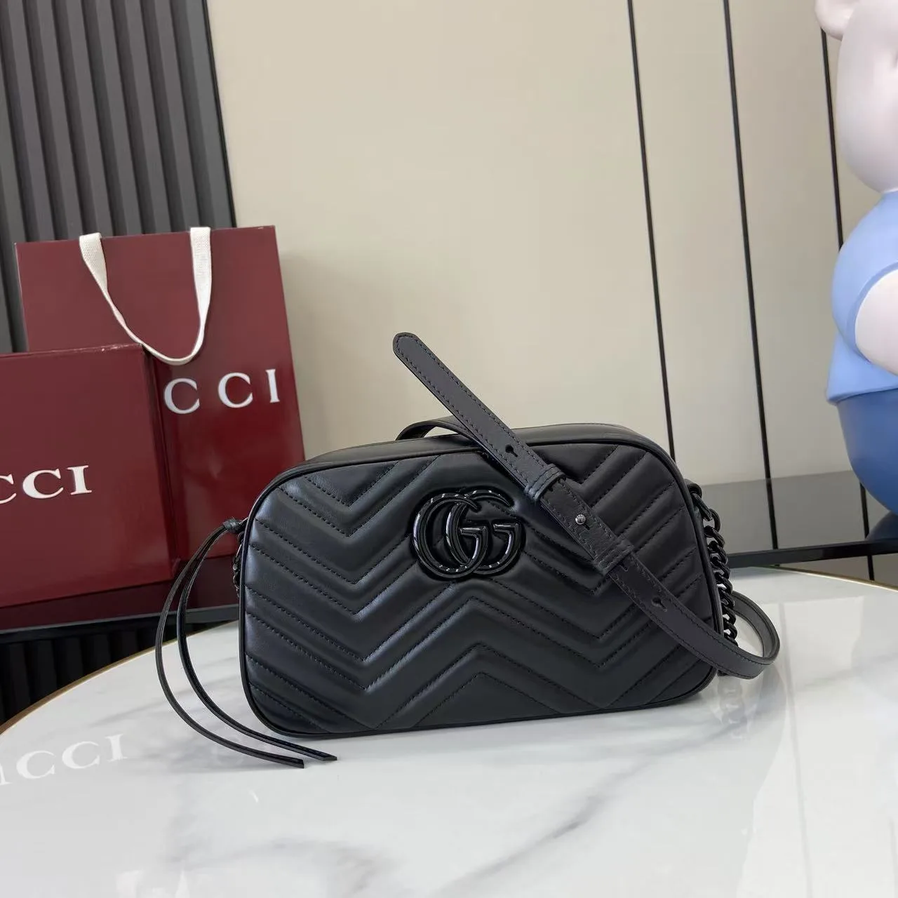 Gucci Black Marmont GG Supreme Canvas Crossbody Bag product photo from LabelPicks