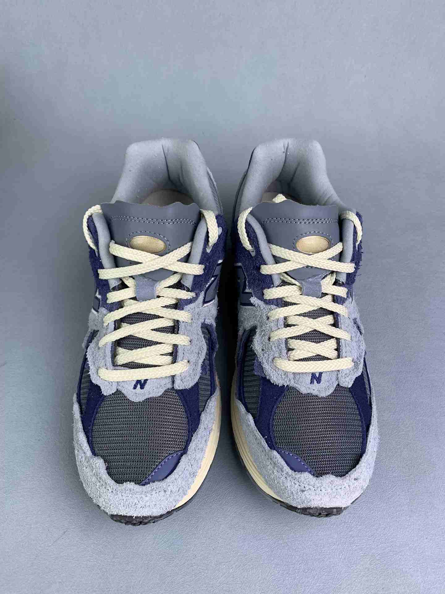 2002R Shoes