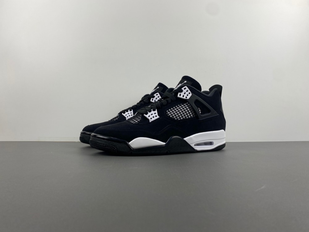 Jordan 4 Retro White Thunder
