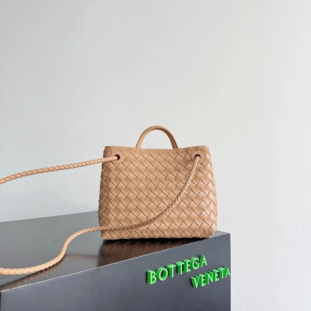 Bottega Veneta Andiamo Brown Intrecciato Woven Leather Top Handle Bag product photo from LabelPicks