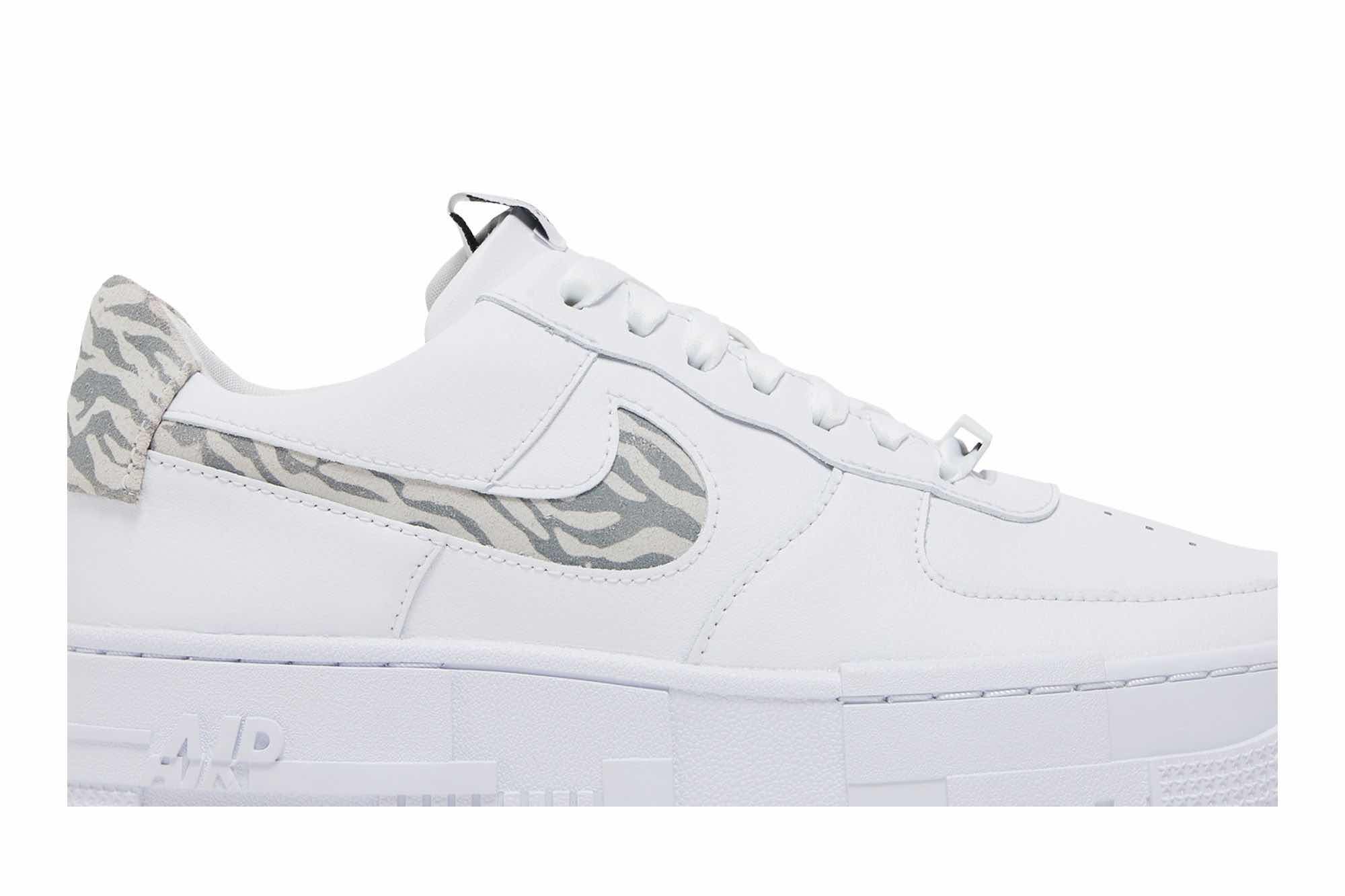 Nike Air Force 1 Pixel SE ‘Zebra’ DH9632-100