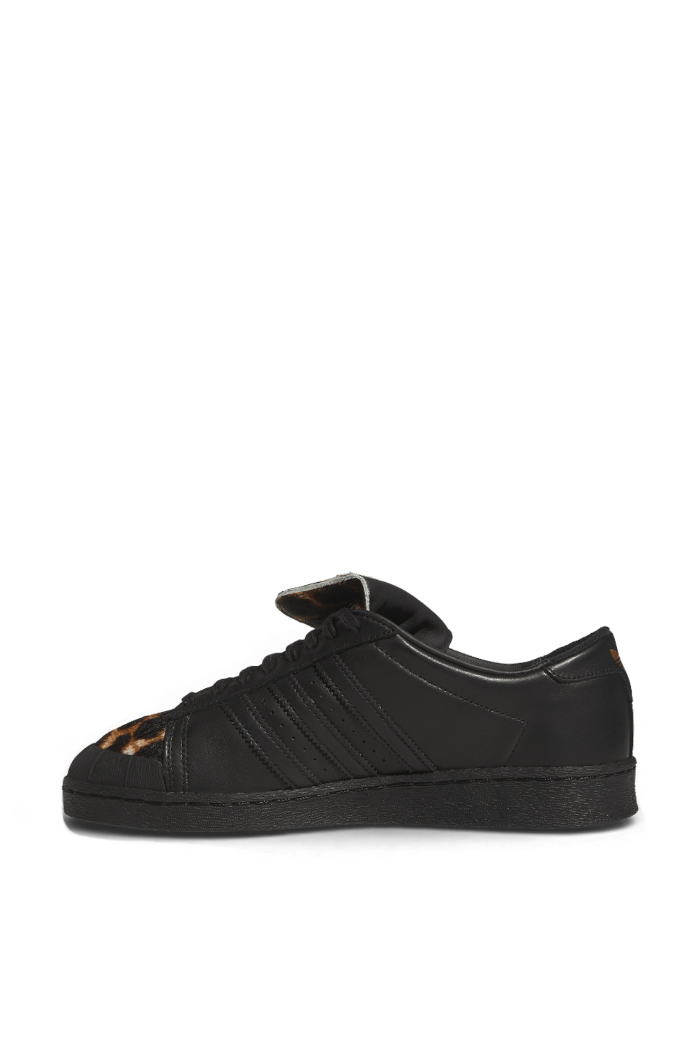 ADIDAS ORIGINALS נעלי סניקרס וילי צ'אווריה X אדידס