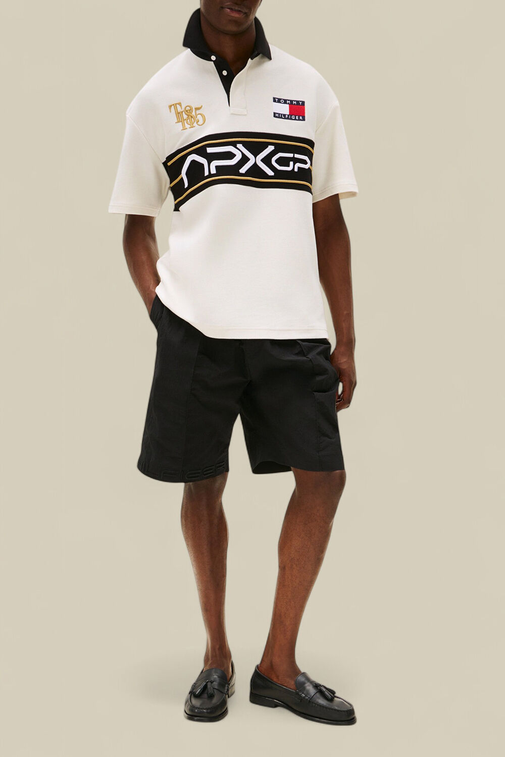 TOMMY HILFIGER טומי הילפיגר X סרט פורמולה 1 חולצת פולו