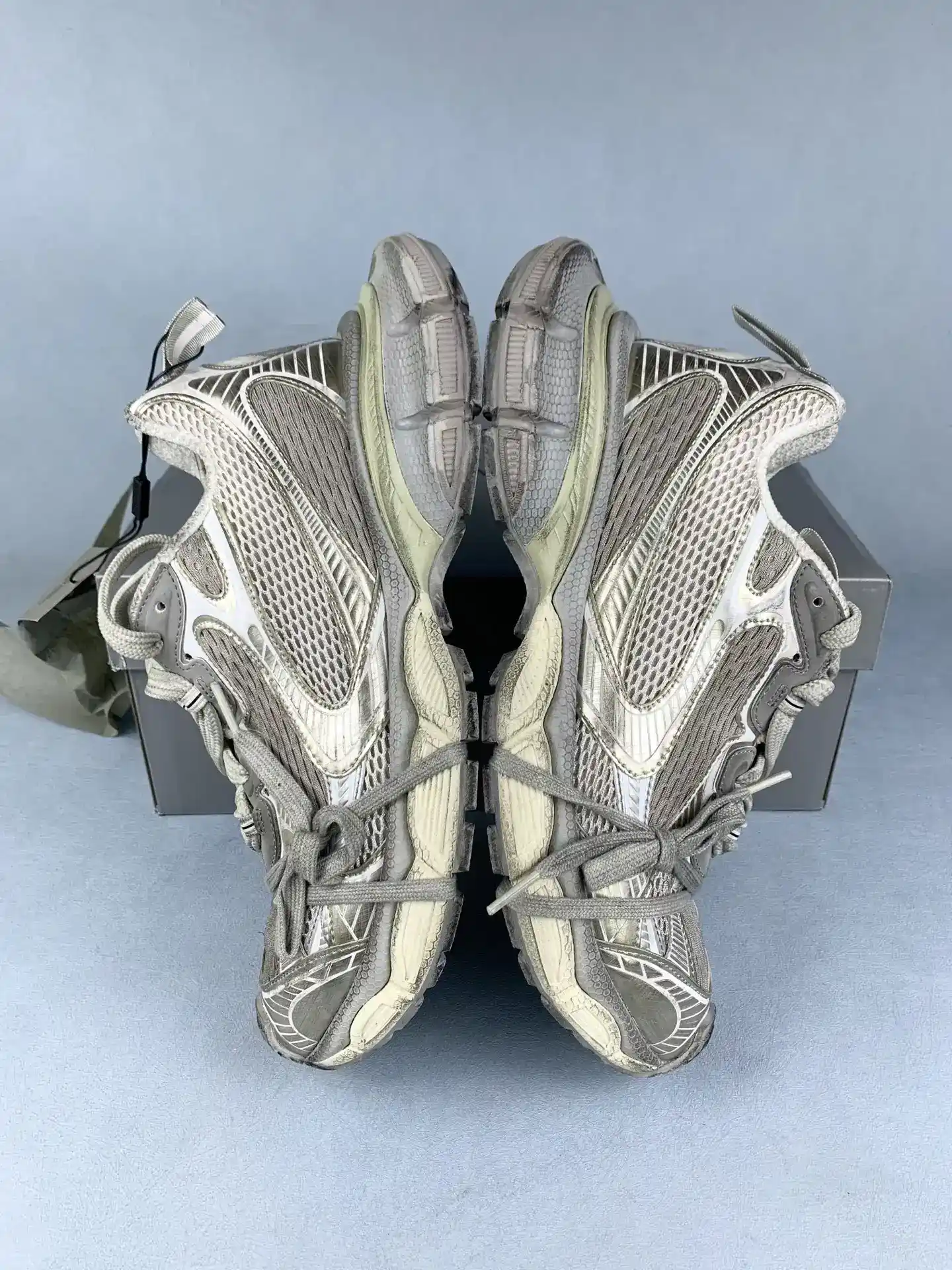 3XL Sneaker in Light Beige product photo from LabelPicks