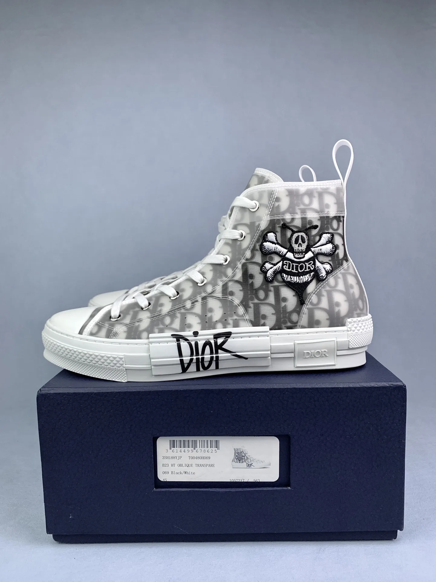 Dior And Shawn B23 High Top Bee Embroidery product photo from LabelPicks