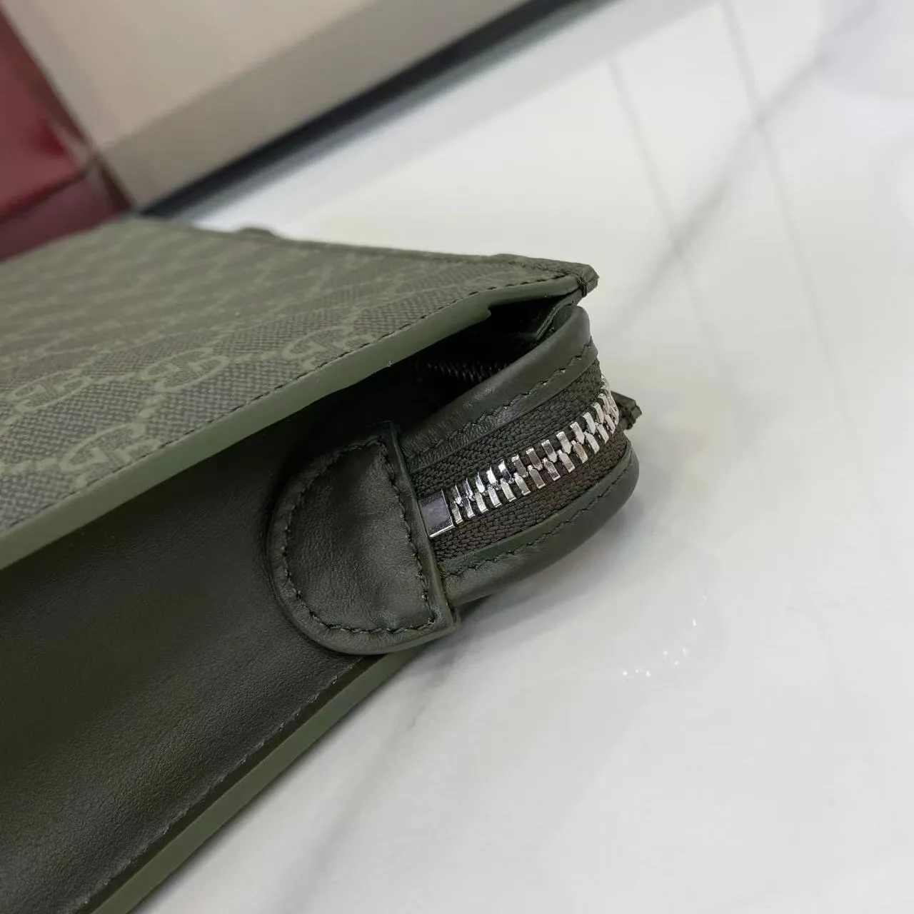 Gucci Compact Clutch product photo from LabelPicks