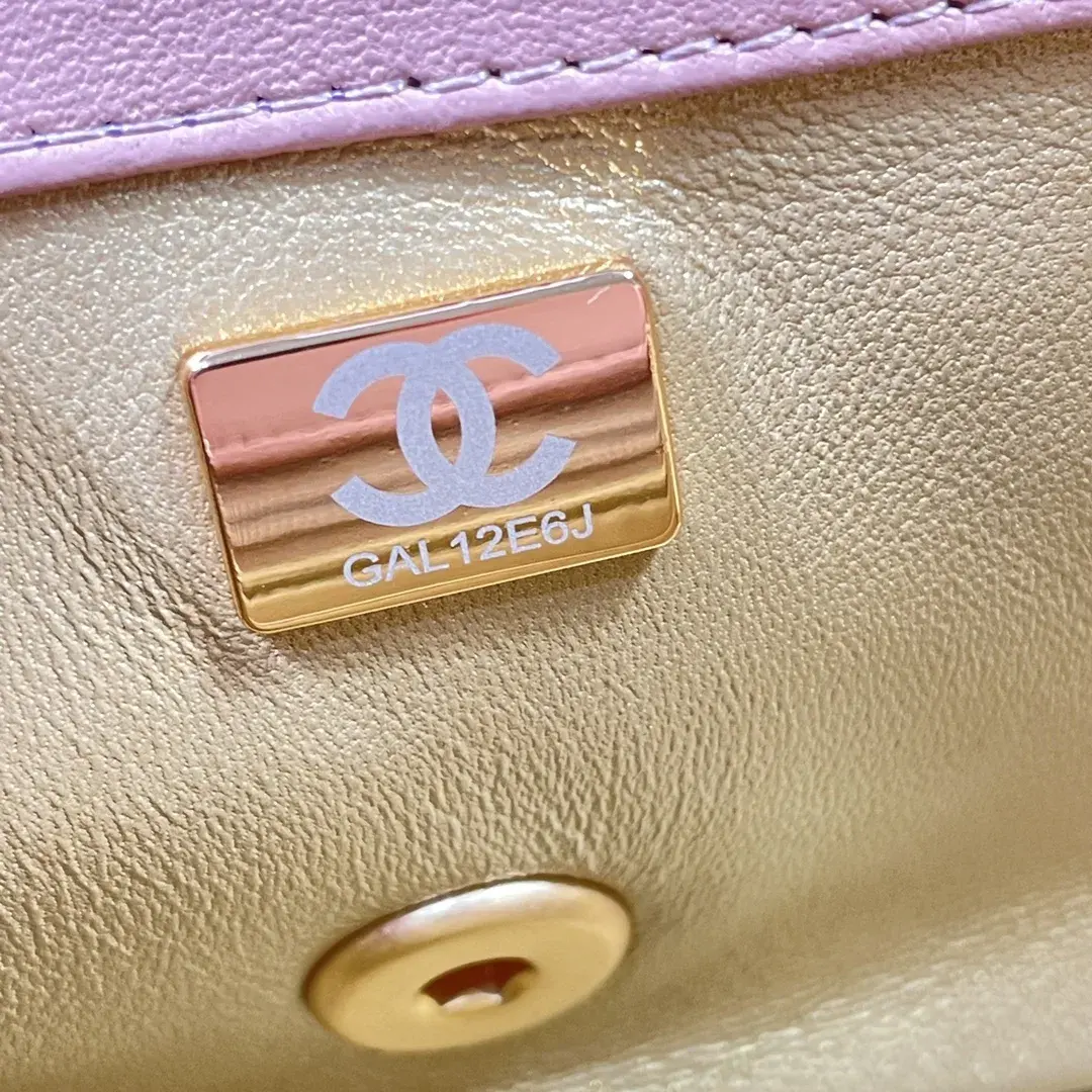 Chanel Pink Shoulder Bag product photo from LabelPicks