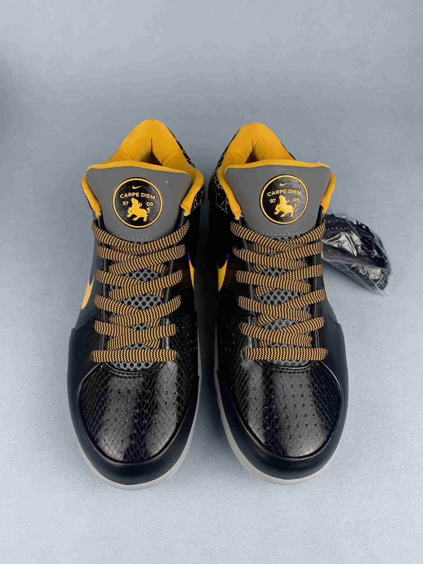 Kobe IV Protro Basketball Shoes