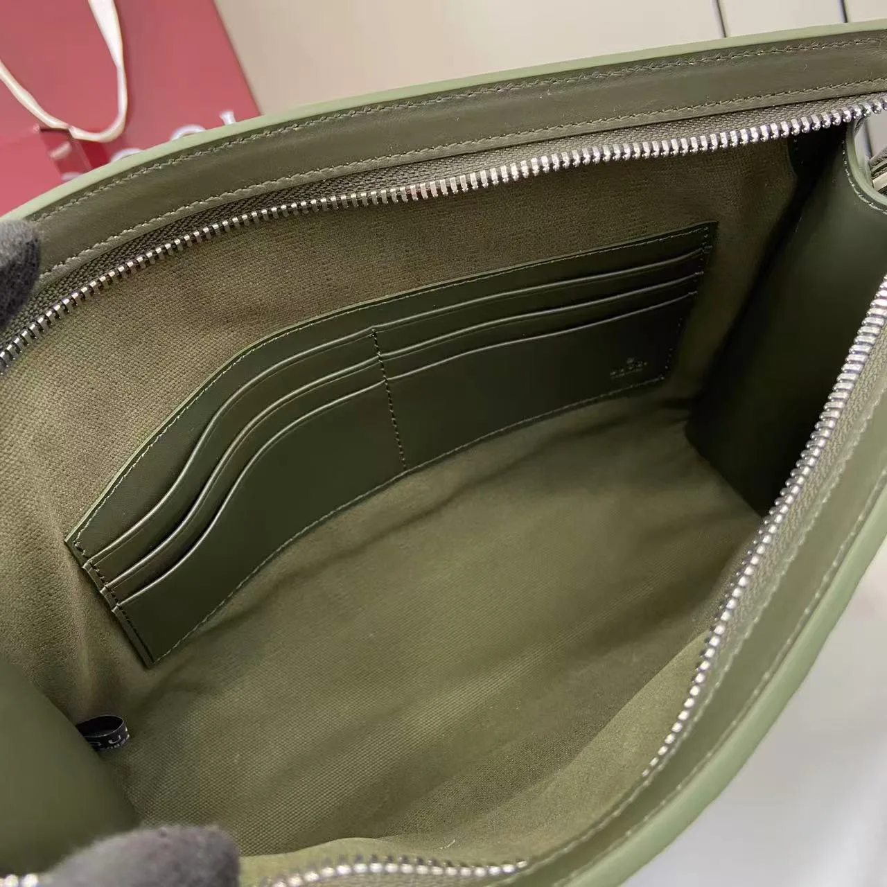 Gucci Compact Clutch product photo from LabelPicks