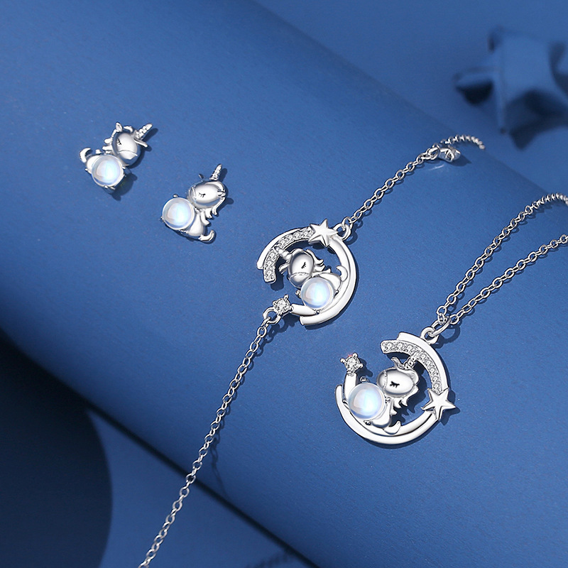 Unique, niche-designed starlight unicorn earrings, 925 sterling silver, Korean-style, minimalist, and trendy
