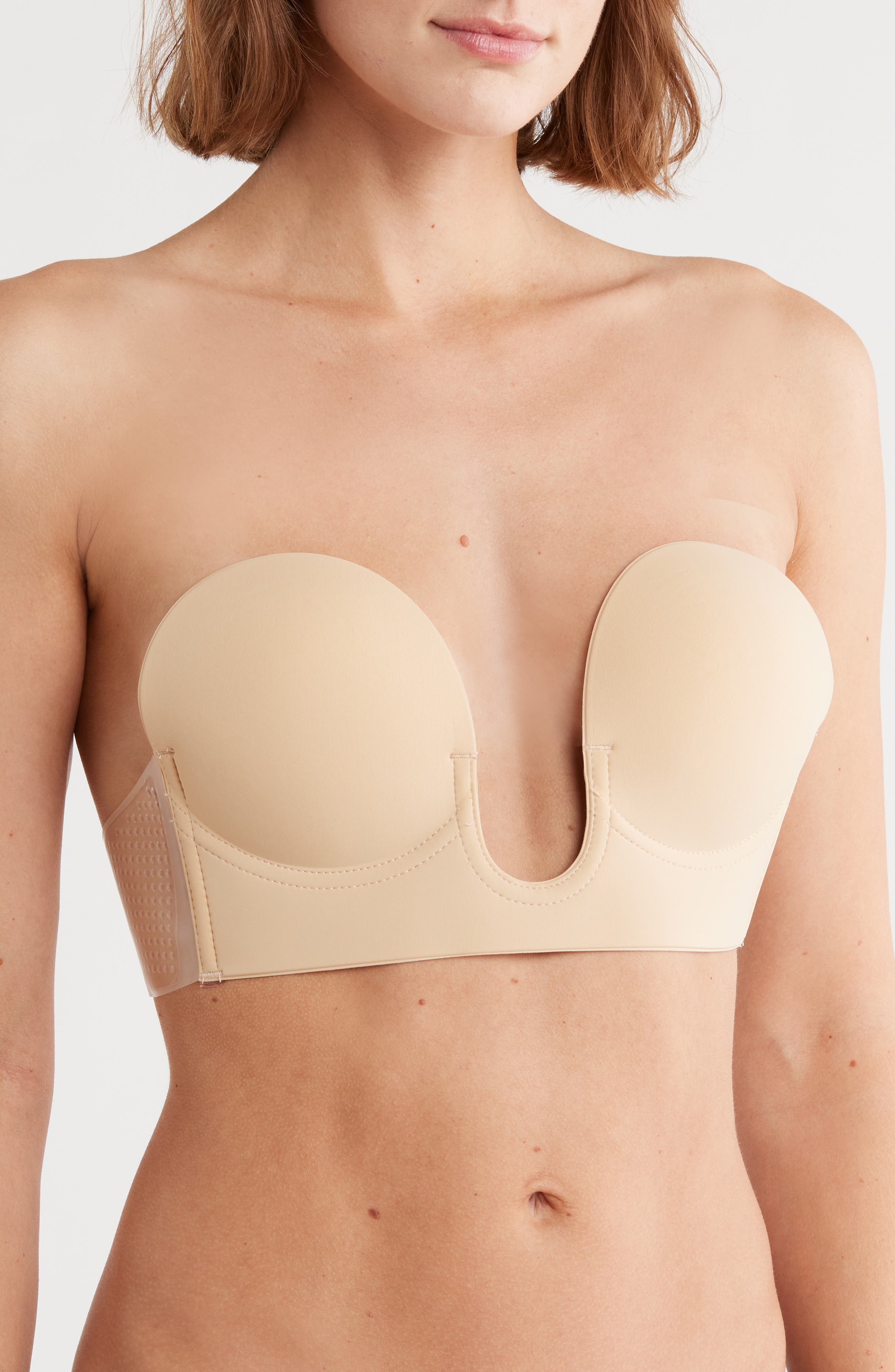 NORDSTROM RACK Backless Strapless Adhesive Underwire Bra
