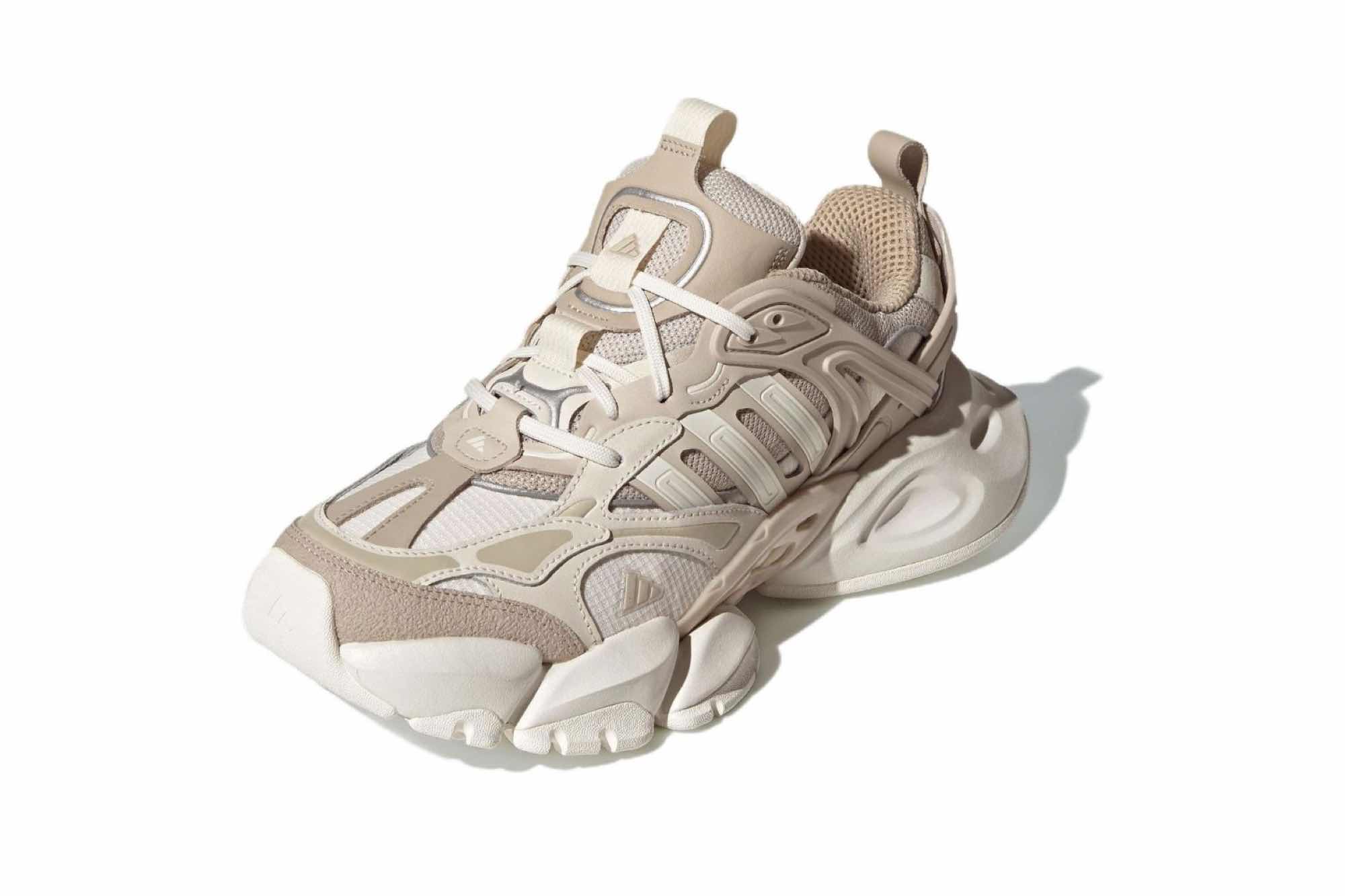 Adidas XLG Runner Deluxe ‘Beige White’ IH7799