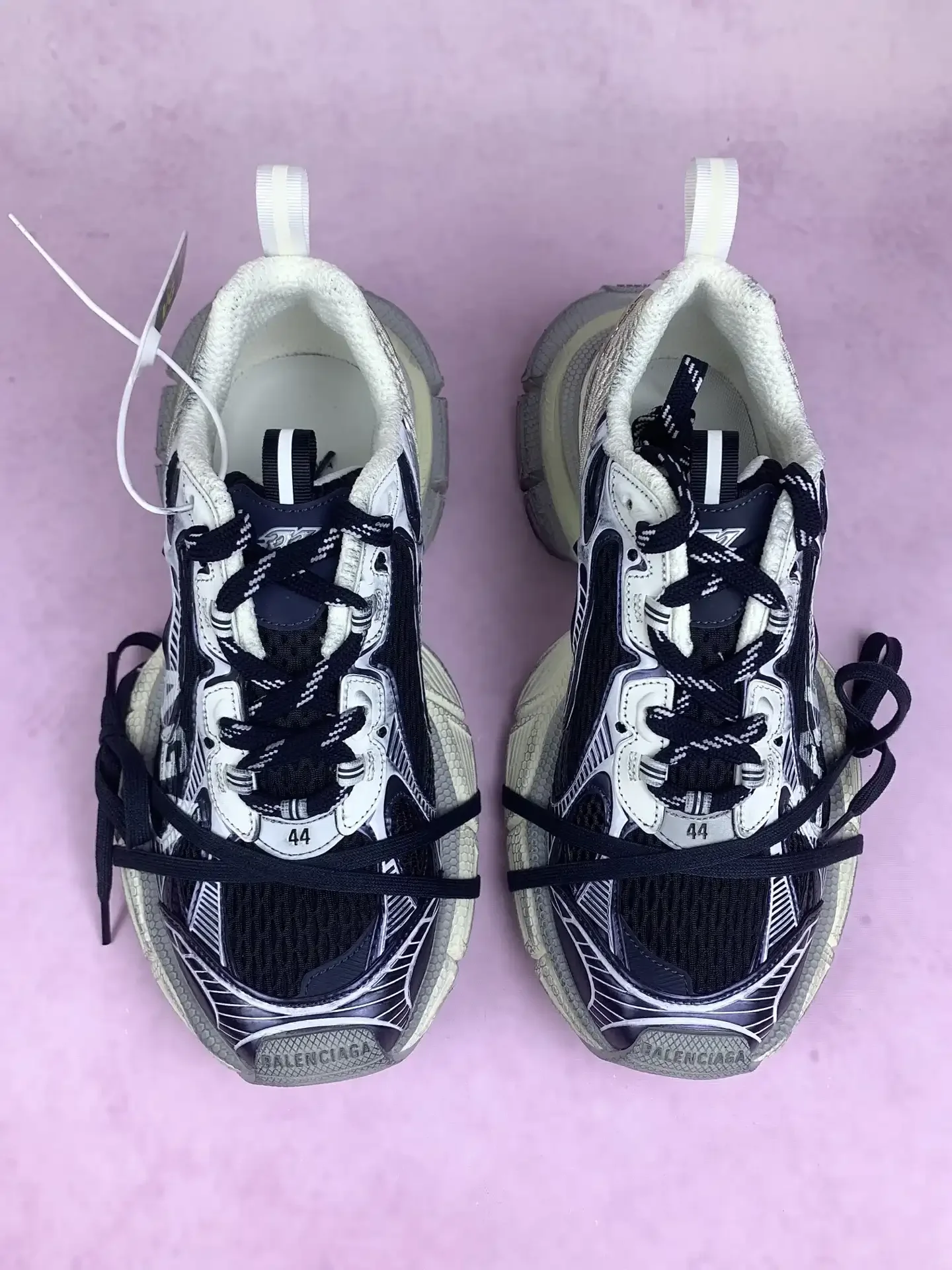 Balenciaga 3XL Split Logo Sneaker product photo from LabelPicks