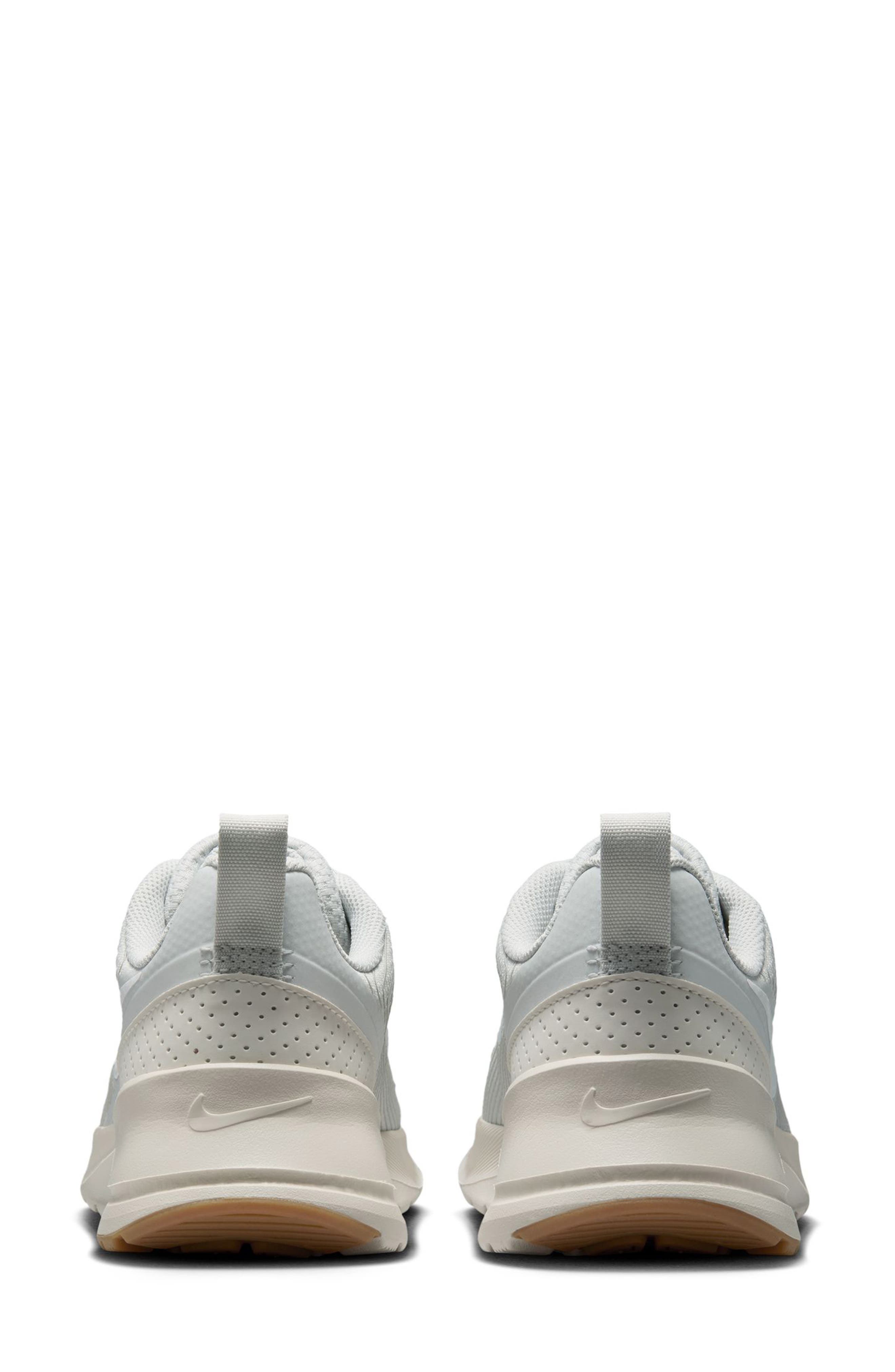 Nike Air Max Nuaxis Sneaker