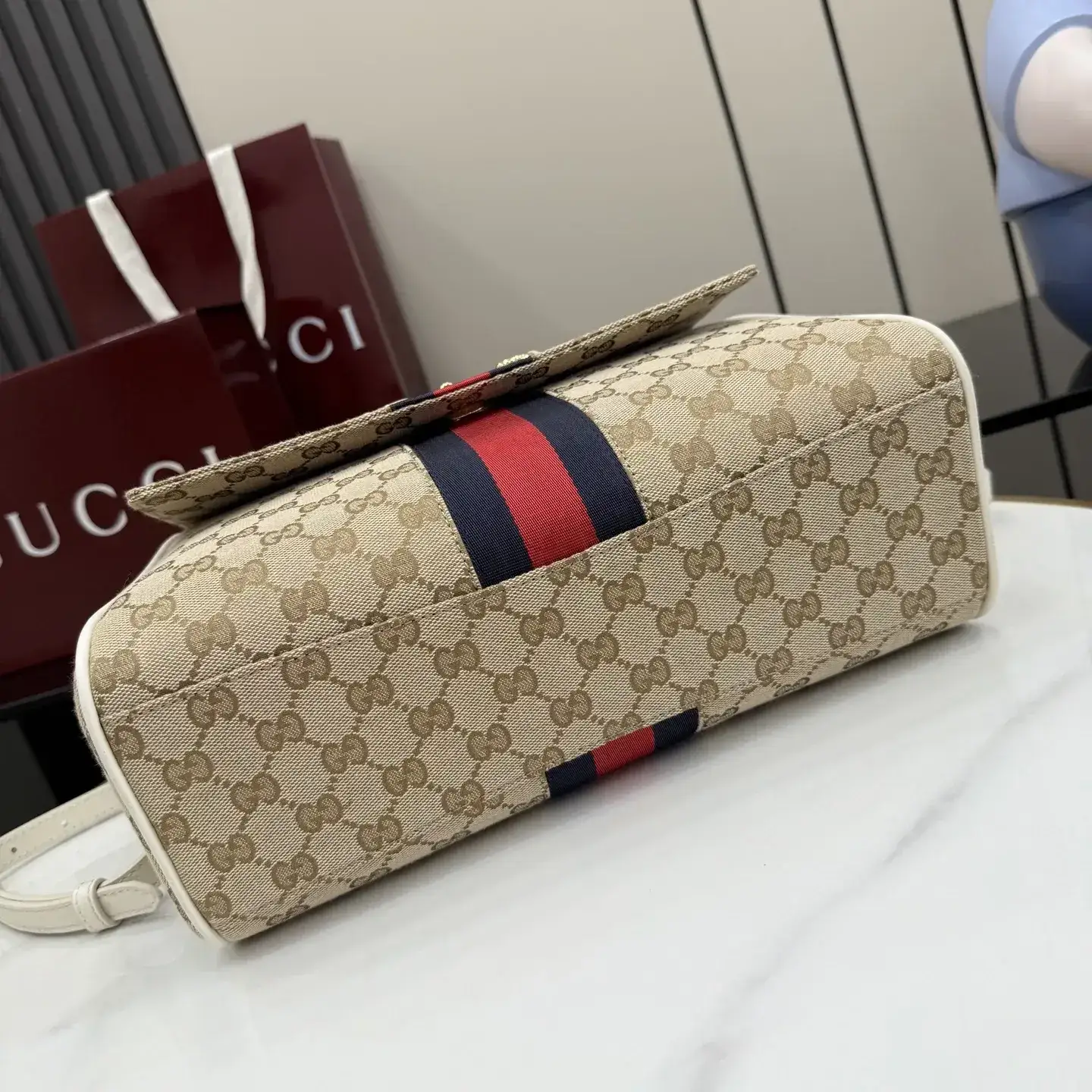 Gucci White Top Handle Bag product photo from LabelPicks