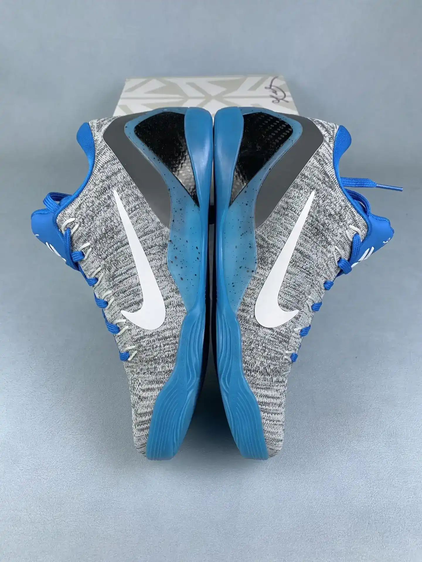 Nike Kobe IX Elite Low XDR 'Michael Jackson' Shoes product photo from LabelPicks