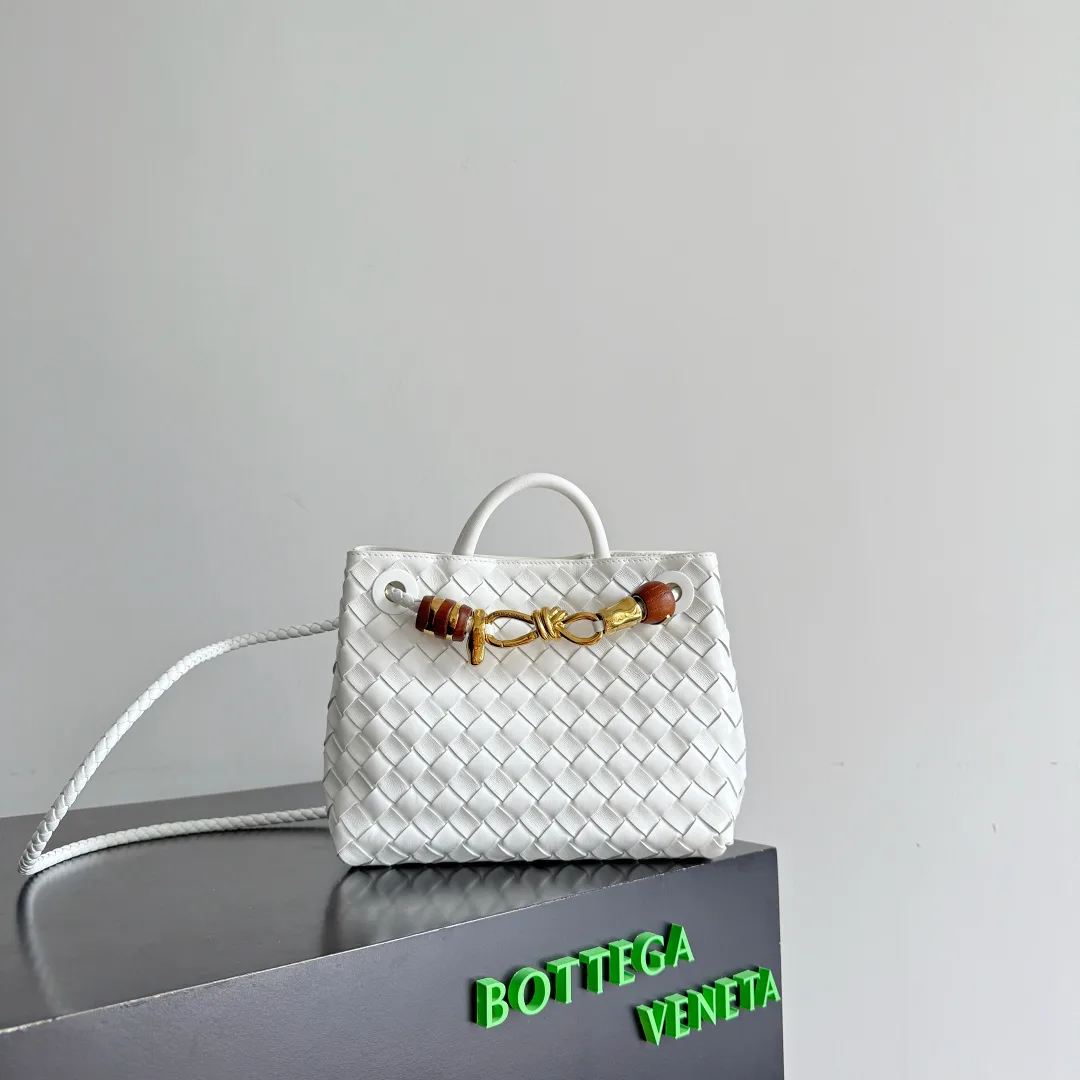 Bottega Veneta White Andiamo Intrecciato Woven Leather Top Handle Bag product photo from LabelPicks