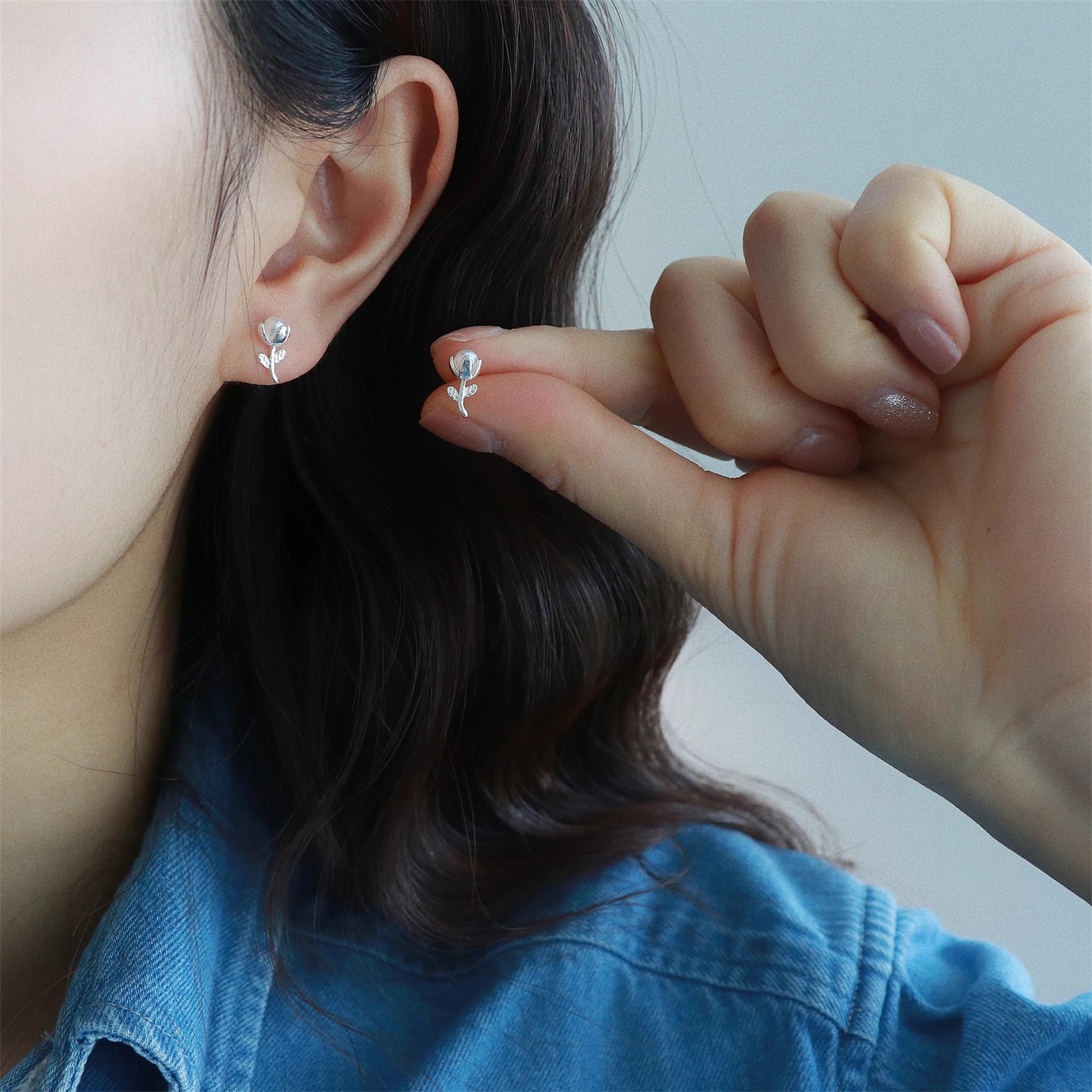 999 Sterling Silver Tulip Flower Stud Earrings
