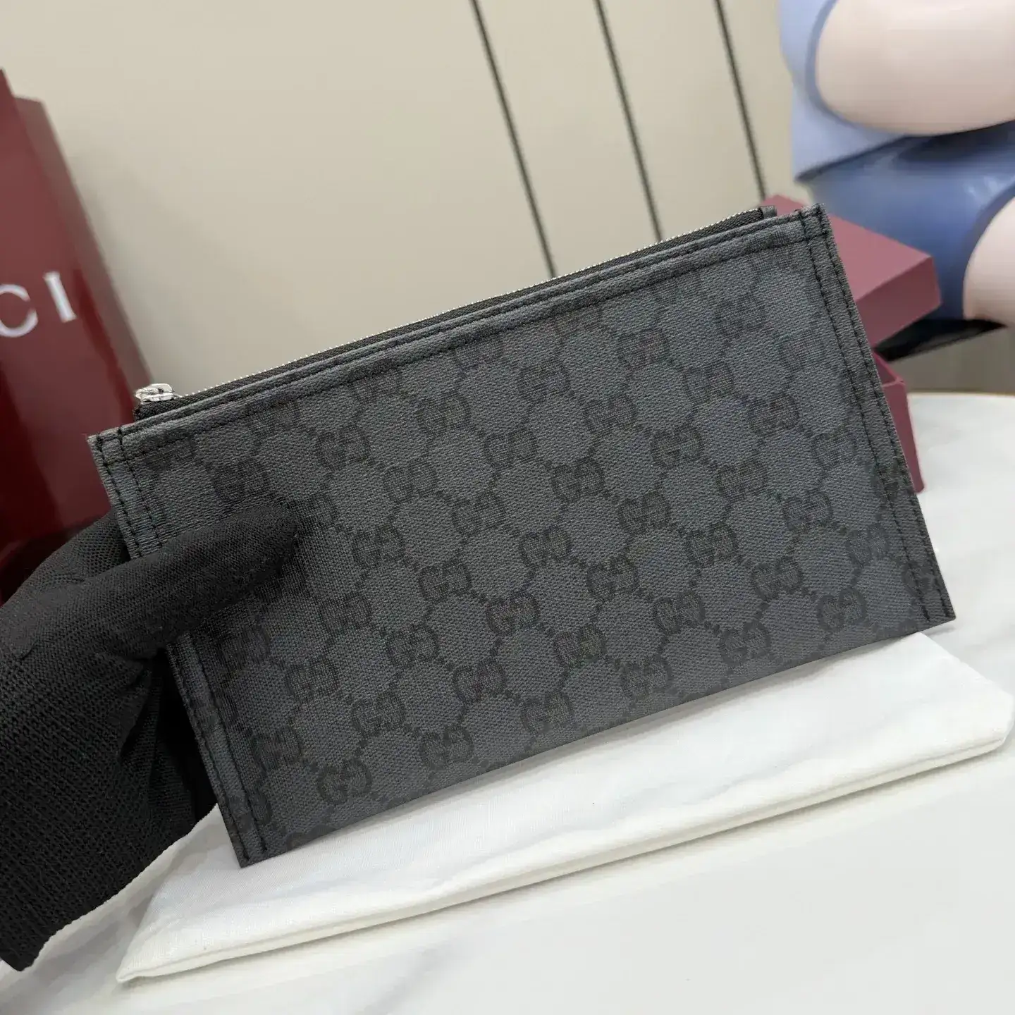 Gucci Generation Clutch product photo from LabelPicks