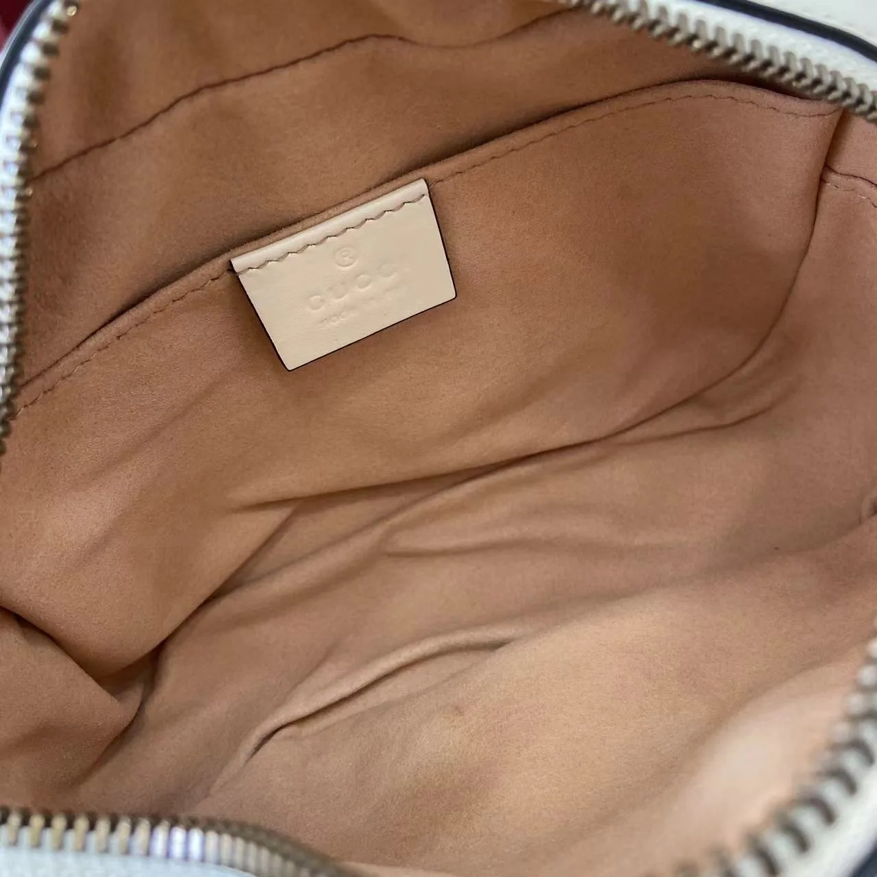 Gucci White Marmont GG Supreme Canvas Crossbody Bag product photo from LabelPicks