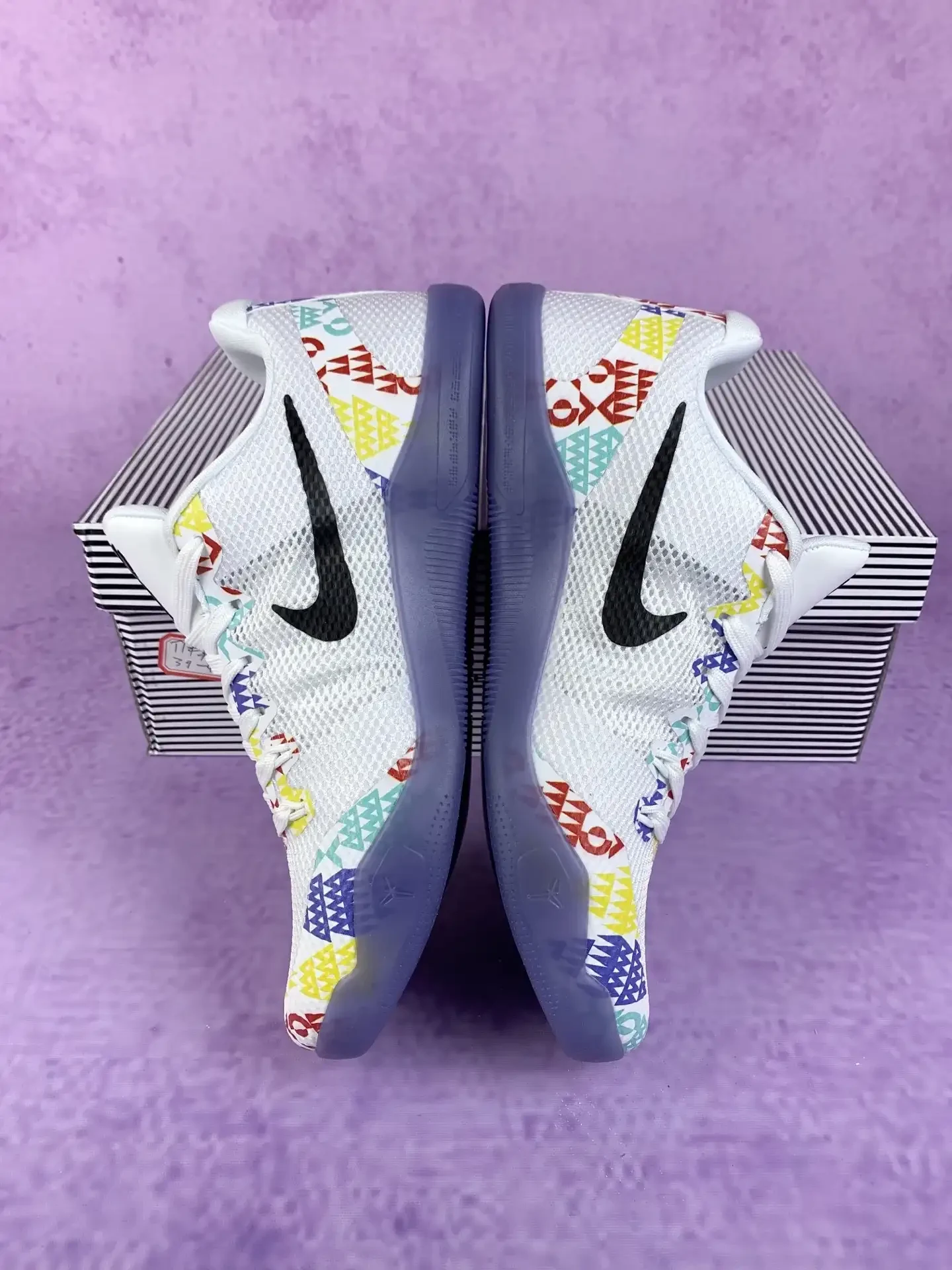 Kobe 11 EM Low 'Fundamental White Ice' Custom Basketball Shoes product photo from LabelPicks