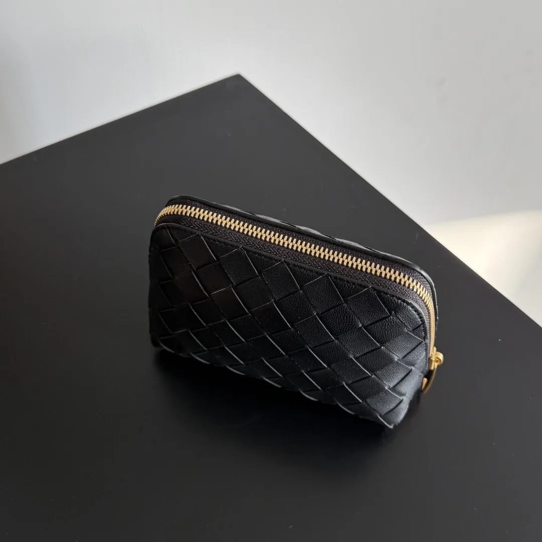 Bottega Veneta Pink Intrecciato Woven Leather Top Handle Bag product photo from LabelPicks