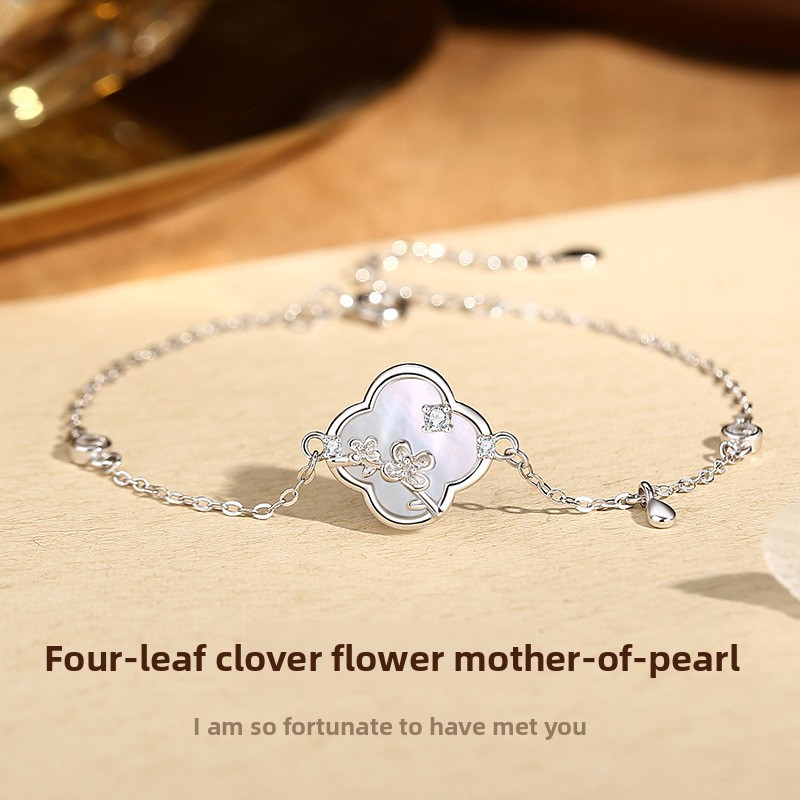Original four-leaf clover mother-of-pearl bracelet for women, vintage new Chinese style floral bracelet, forest-inspired, fresh and elegant, sterling silver