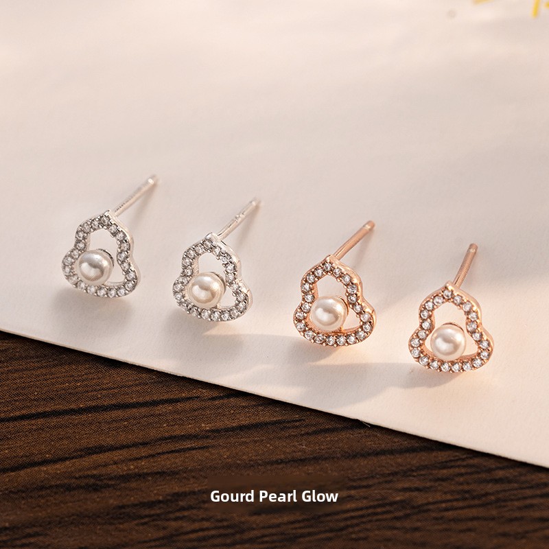 Gourd-shaped pearl earrings for women, made of 925 sterling silver, featuring a new Chinese-style design with the "Fu" character, lightweight, luxurious, retro, and delicate