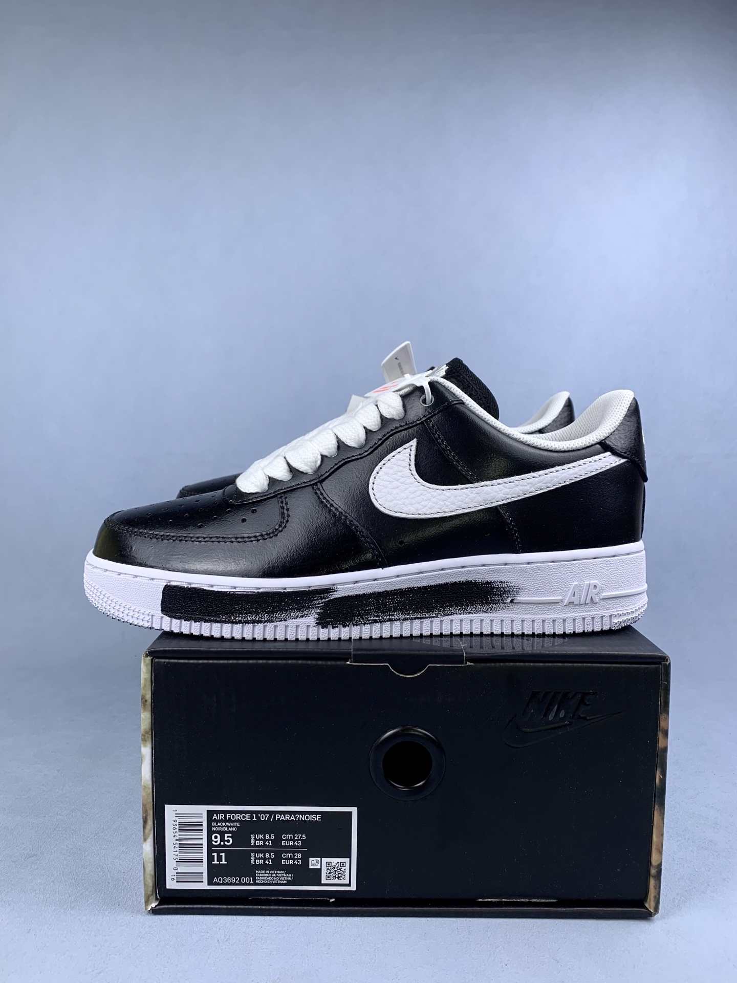 PEACEMINUSONE x Nike Air Force 1 '07 “Para-Noise” - Black/White