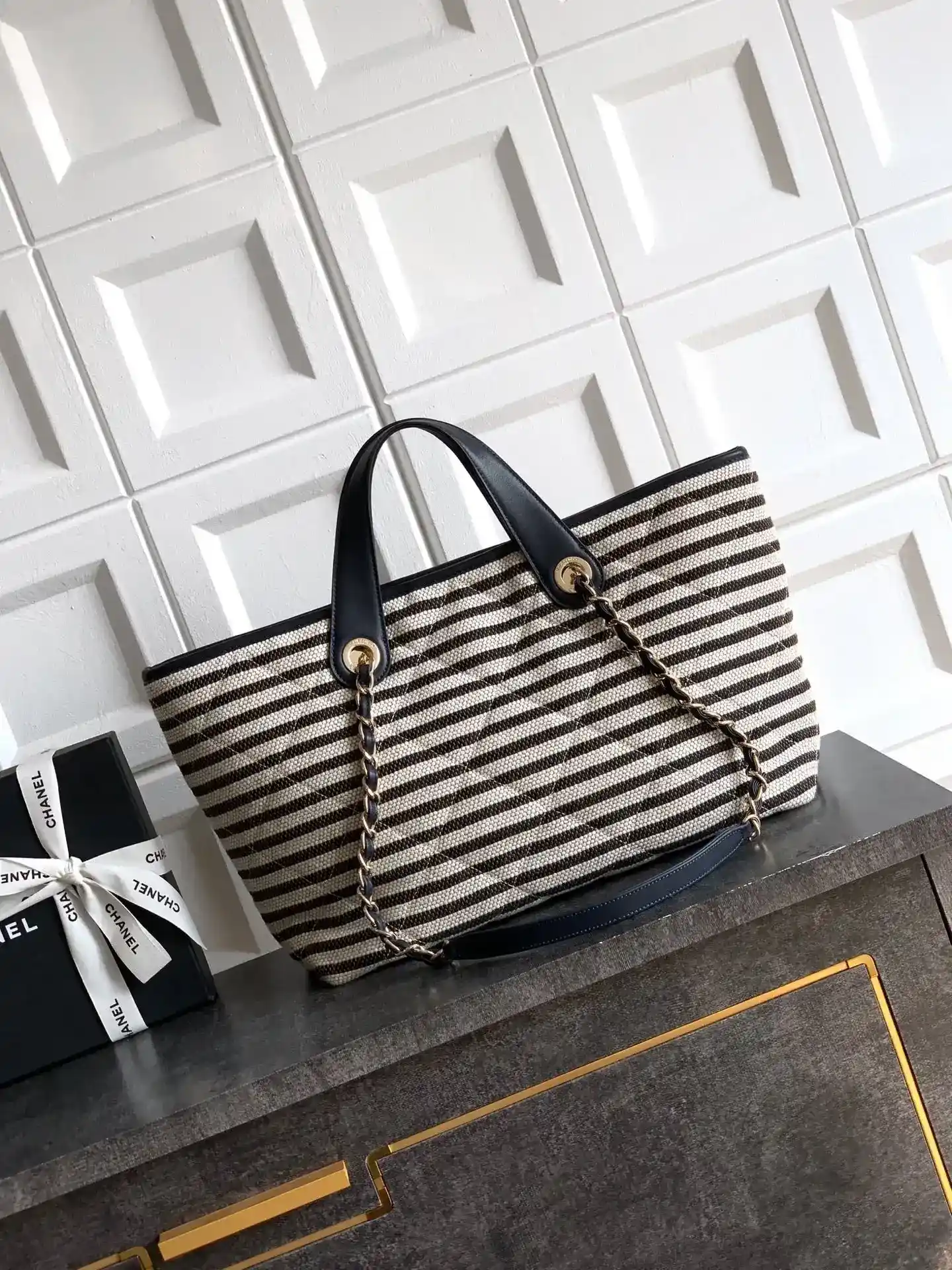 Chanel Straw Woven Tote Bag product photo from LabelPicks