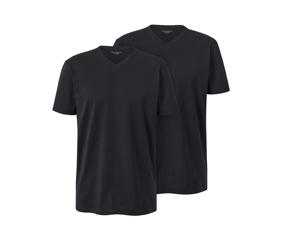 2 T-Shirts