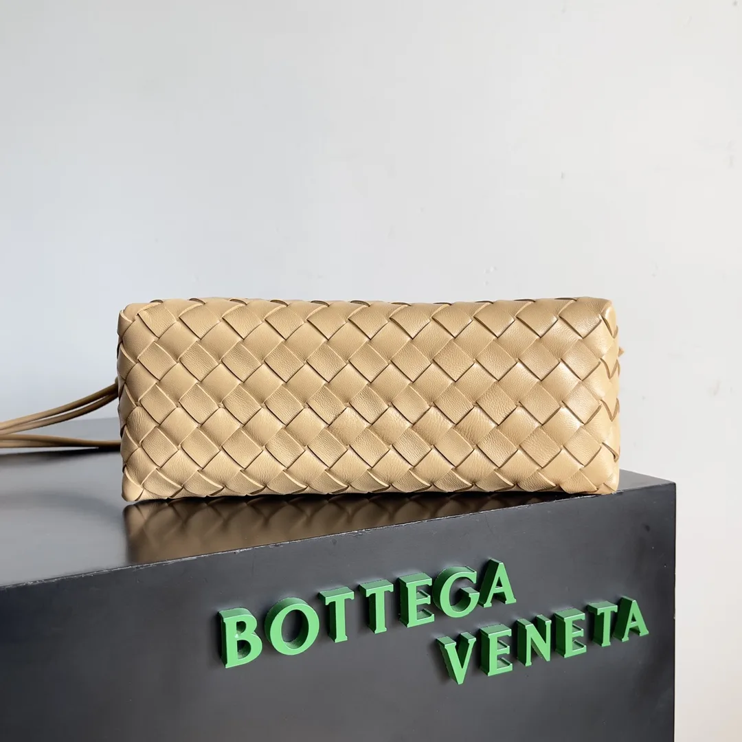 Bottega Veneta Intrecciato Woven Leather Bucket Bag product photo from LabelPicks