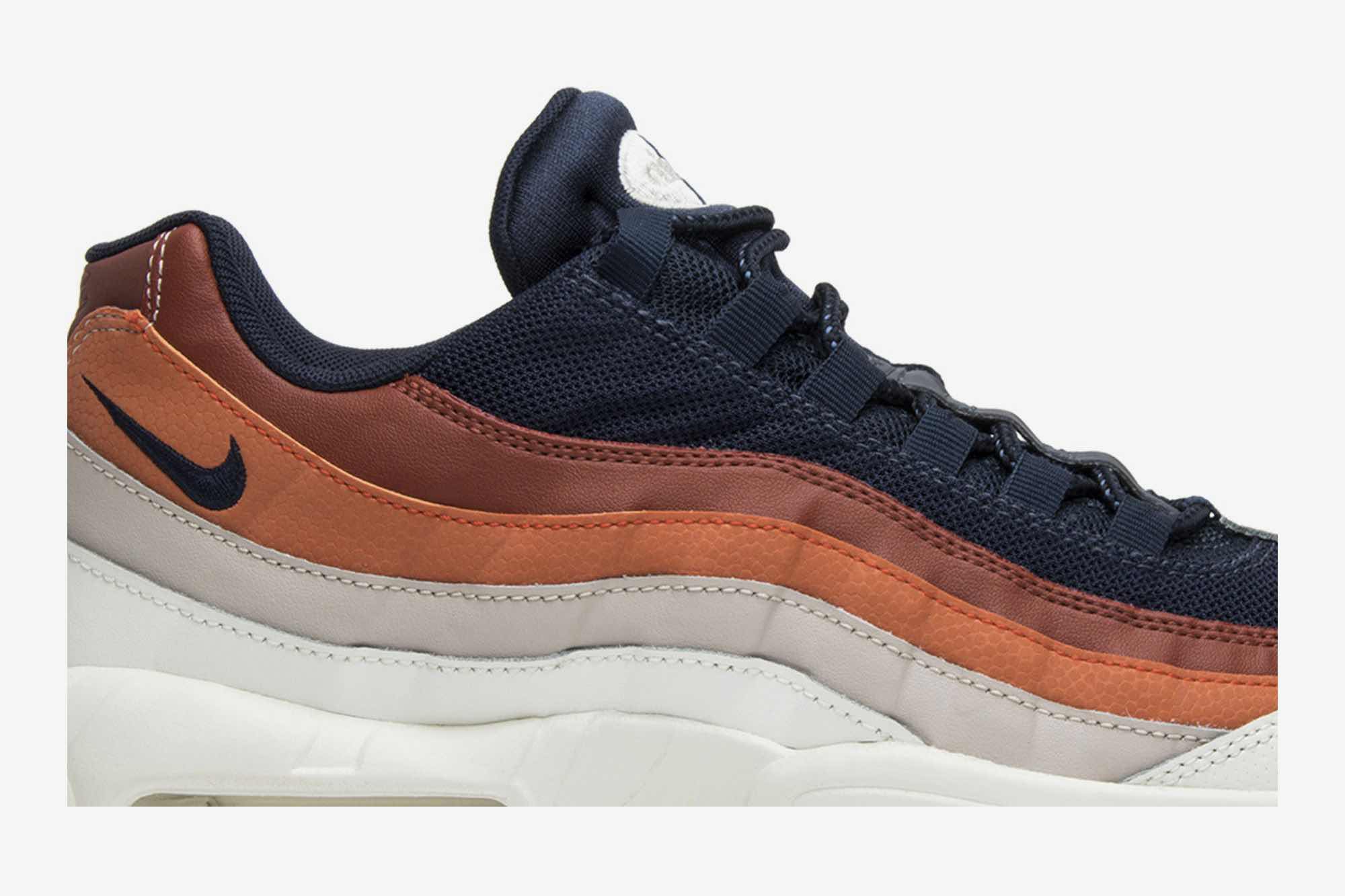 Nike Air Max 95 Essential ‘Desert Sand’ 749766-108