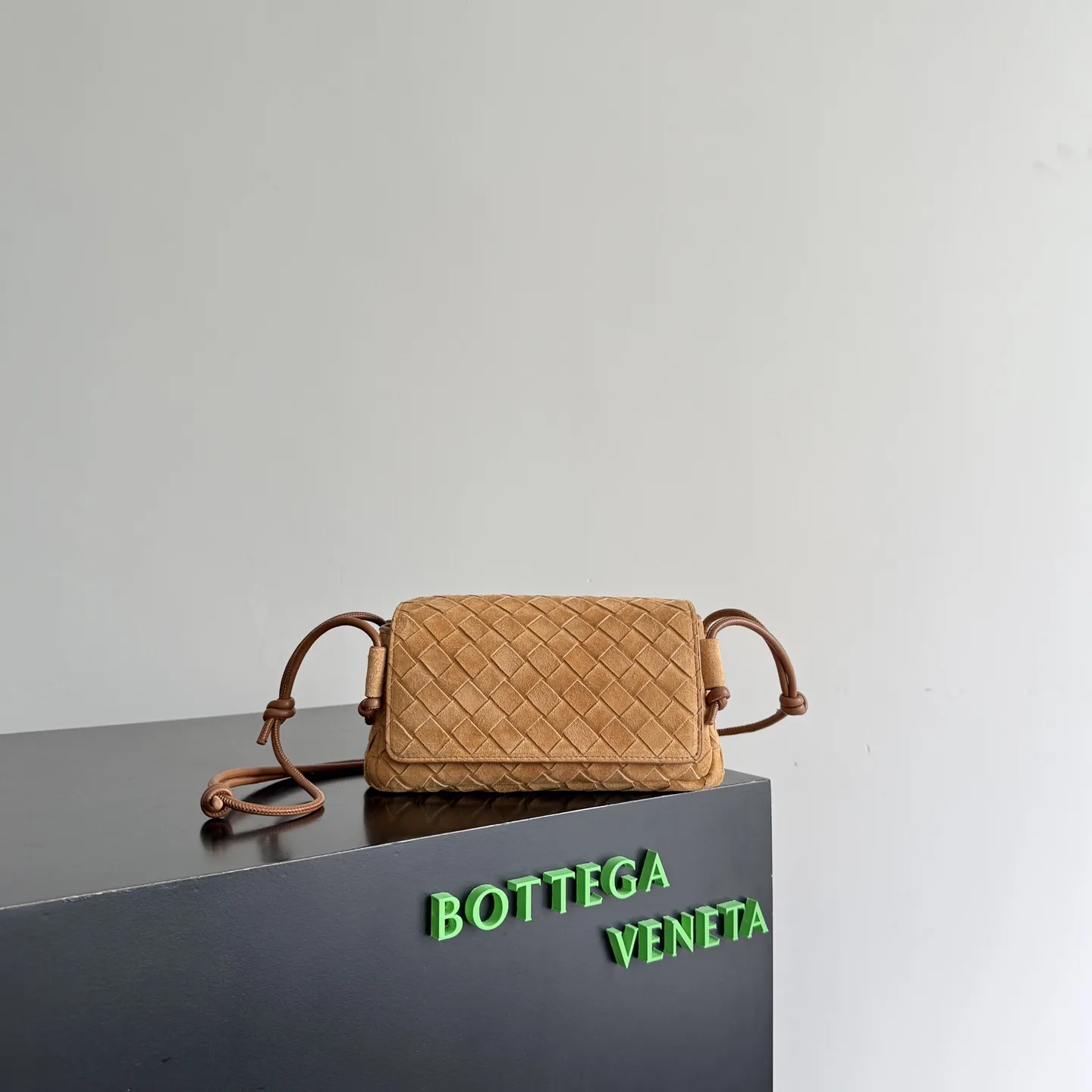Bottega Veneta Notturno Clutch product photo from LabelPicks