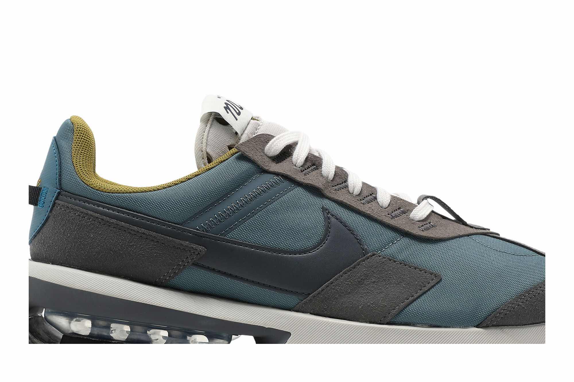 Nike Air Max Pre-Day LX ‘Hasta’ DC5330-301