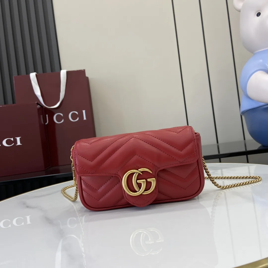 Gucci Marmont Red GG Supreme Canvas Shoulder Bag product photo from LabelPicks