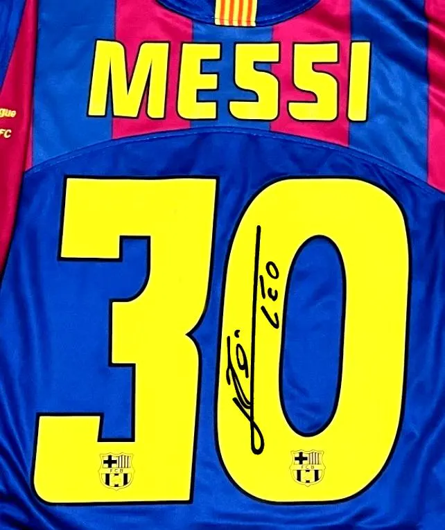 Lionel Messi SIGNED Barcelona 04/05 Home UCL #30 Jersey/Shirt - COA - 2005 Retro